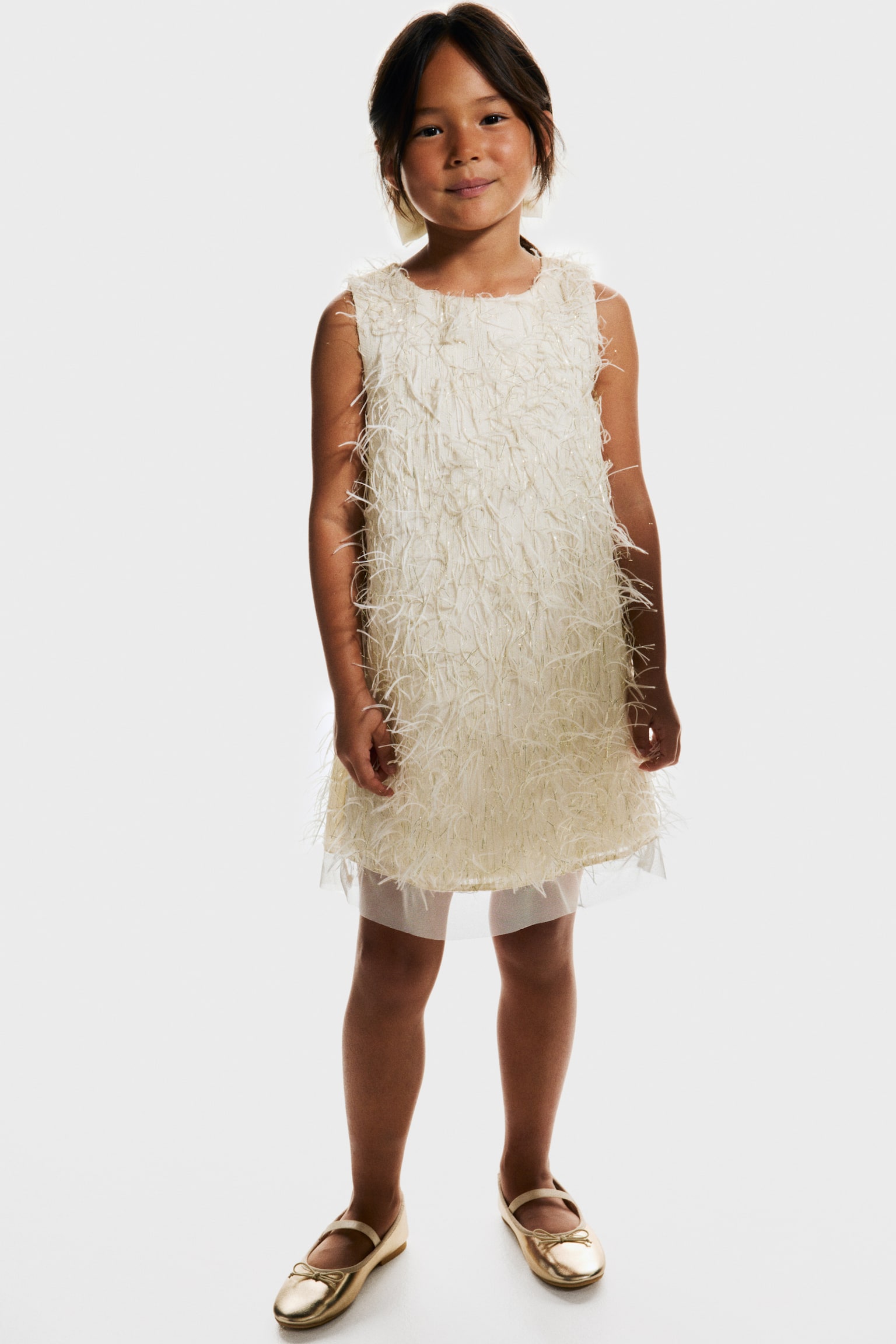 Klänning med glittriga fransar - Crèmevit - 4