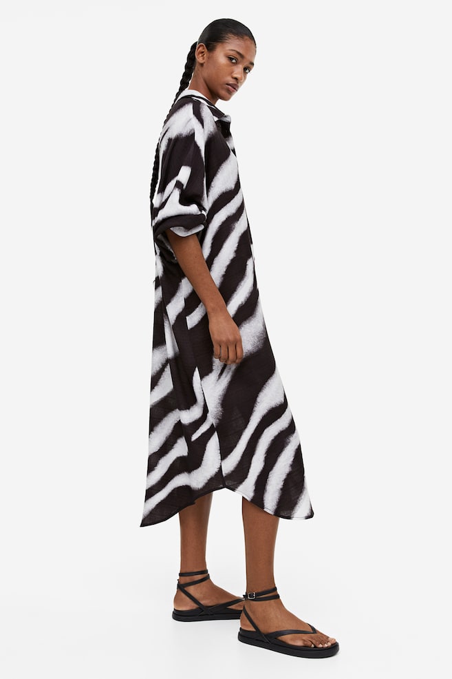 Oversized shirt dress - Black/Zebra print - 4