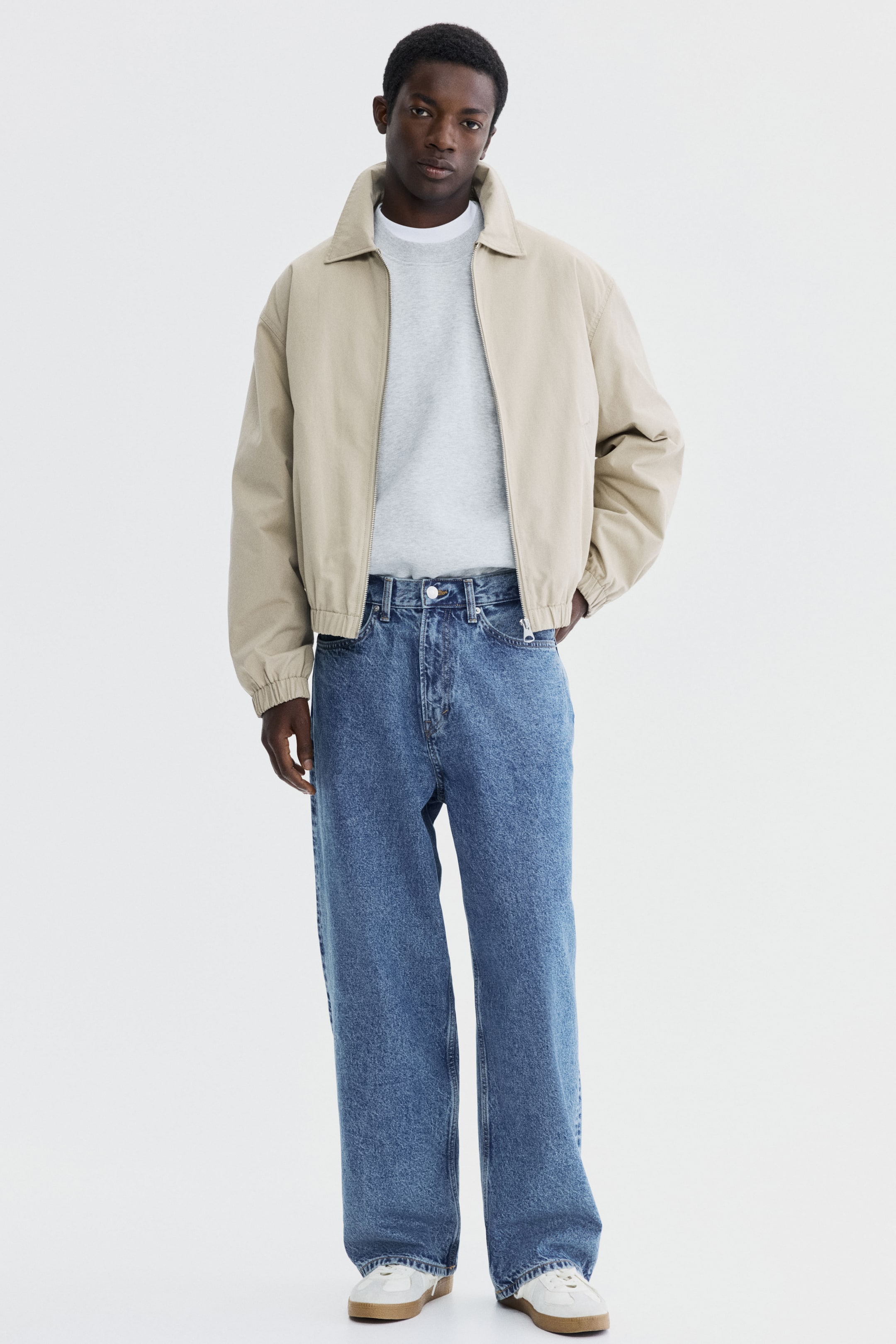 Переглянути збільшене зображення: Baggy Jeans - Середній блакитний денім - Men | H&M UA 1