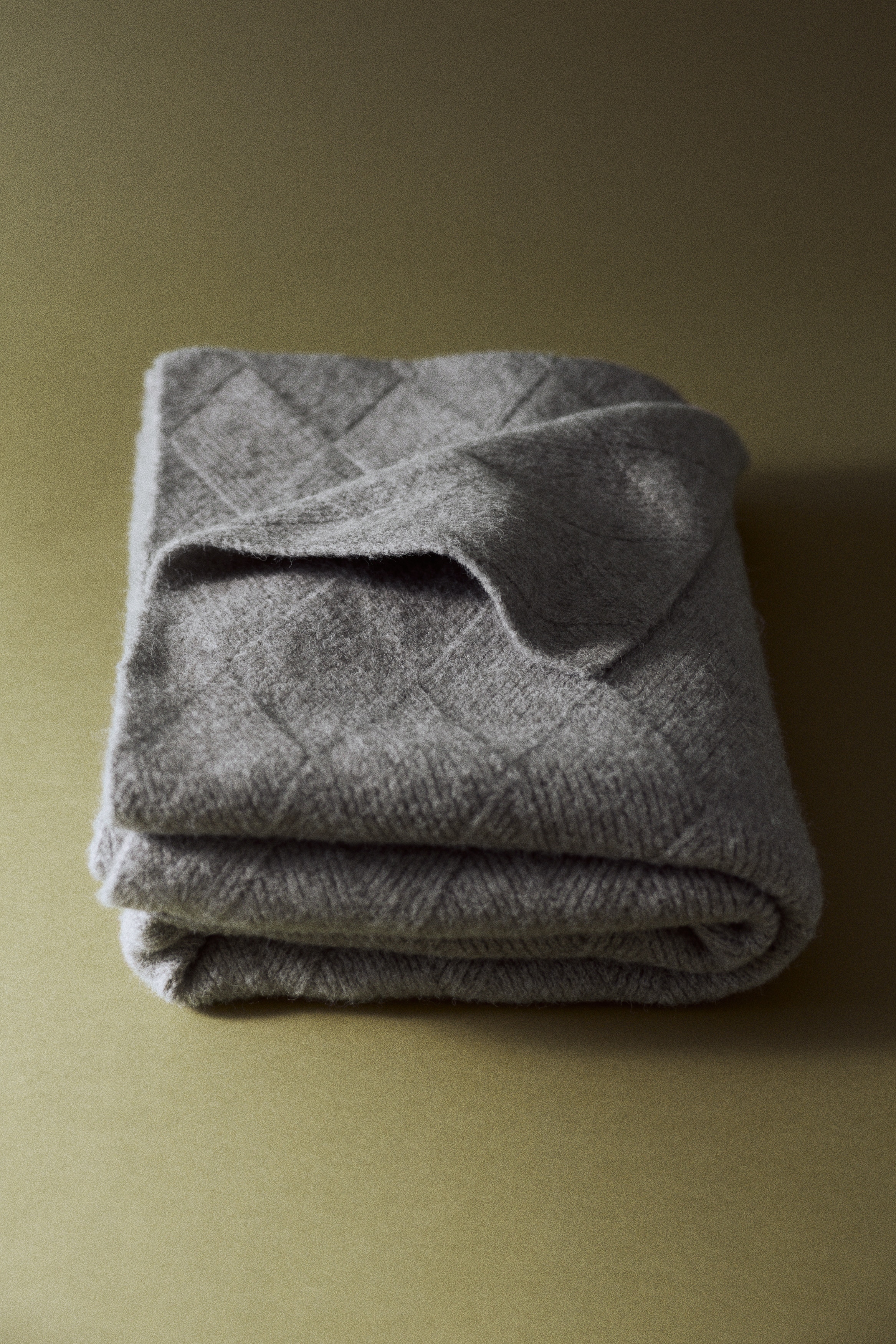 Knit Throw - Gray/Cream