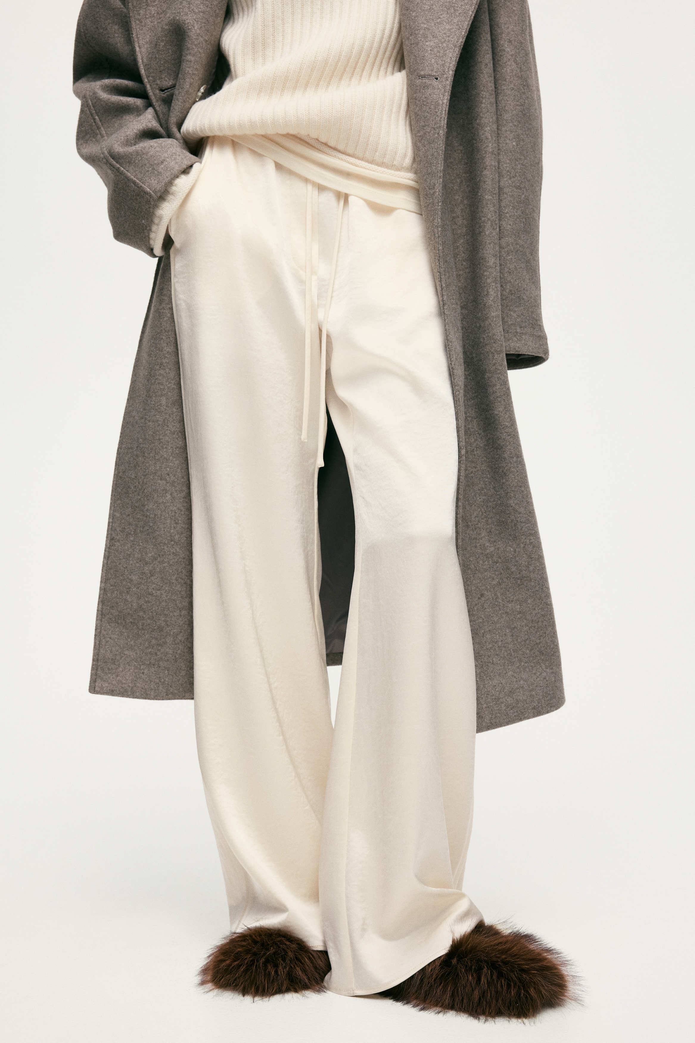 Women's Beige Trousers | Cargo, Wide-Leg & Chino | H&M AU