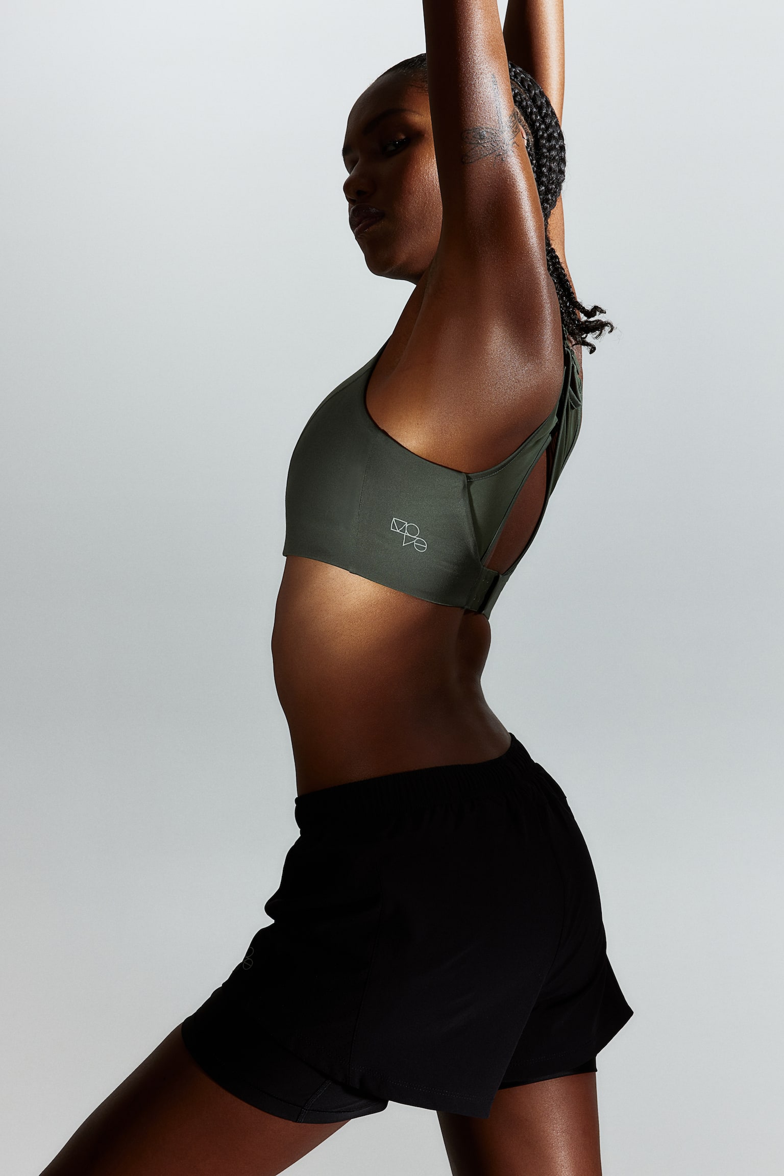 High Support Sports bra in DryMove™ - Dark khaki green/White/Dark grey/Black - 1