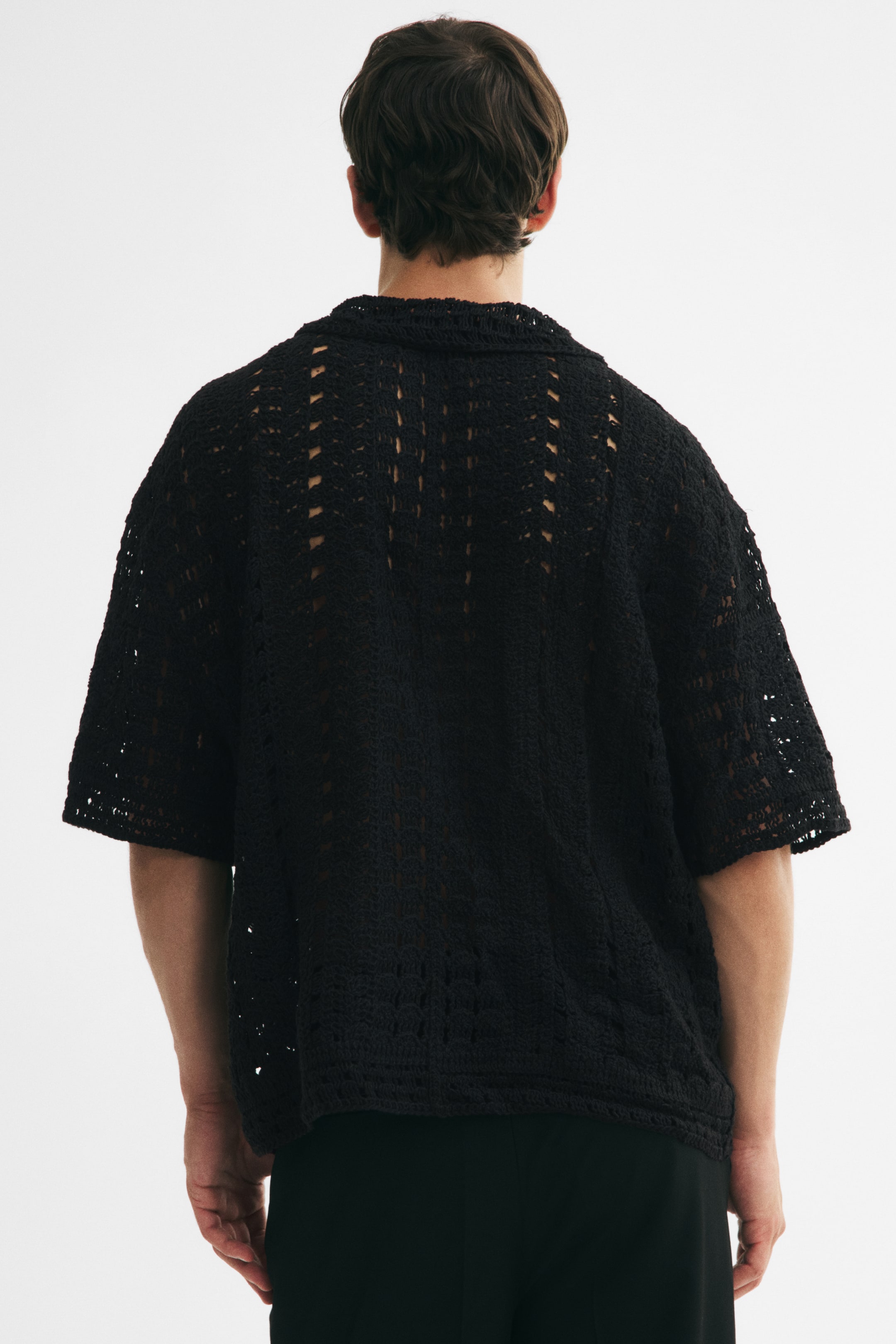 Мужские рубашки H&M Relaxed-Fit Crochet-Look Polo Shirt — фото 3