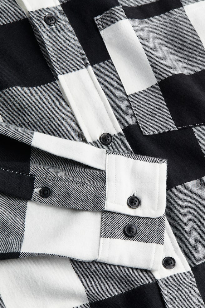 Skjorte i flonel Relaxed Fit - Sort/Ternet/Rød/Ternet/Mørkegrøn/Ternet/Mørkegrå/Ternet - 5