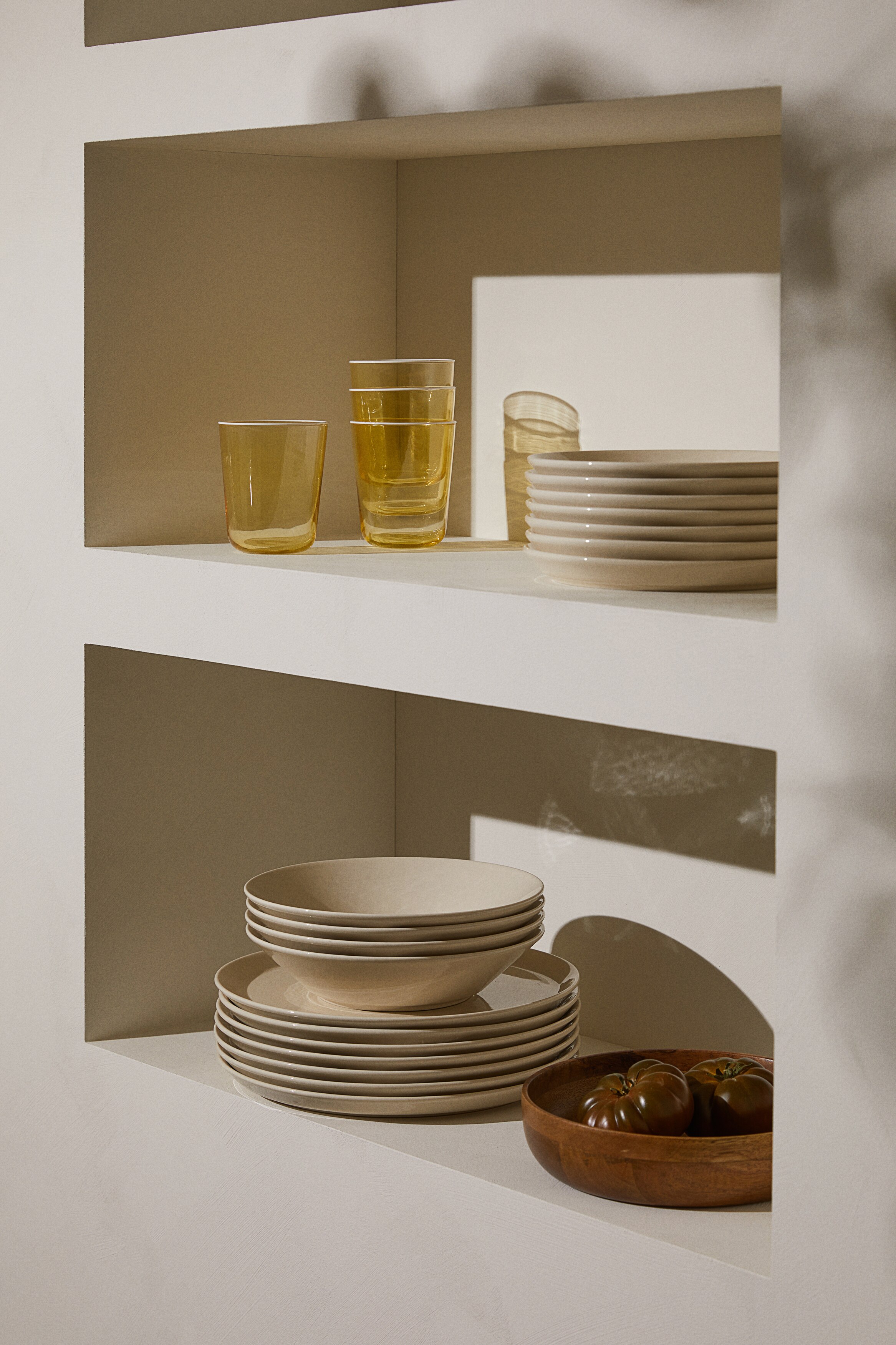 4-pack stoneware soup plates - White