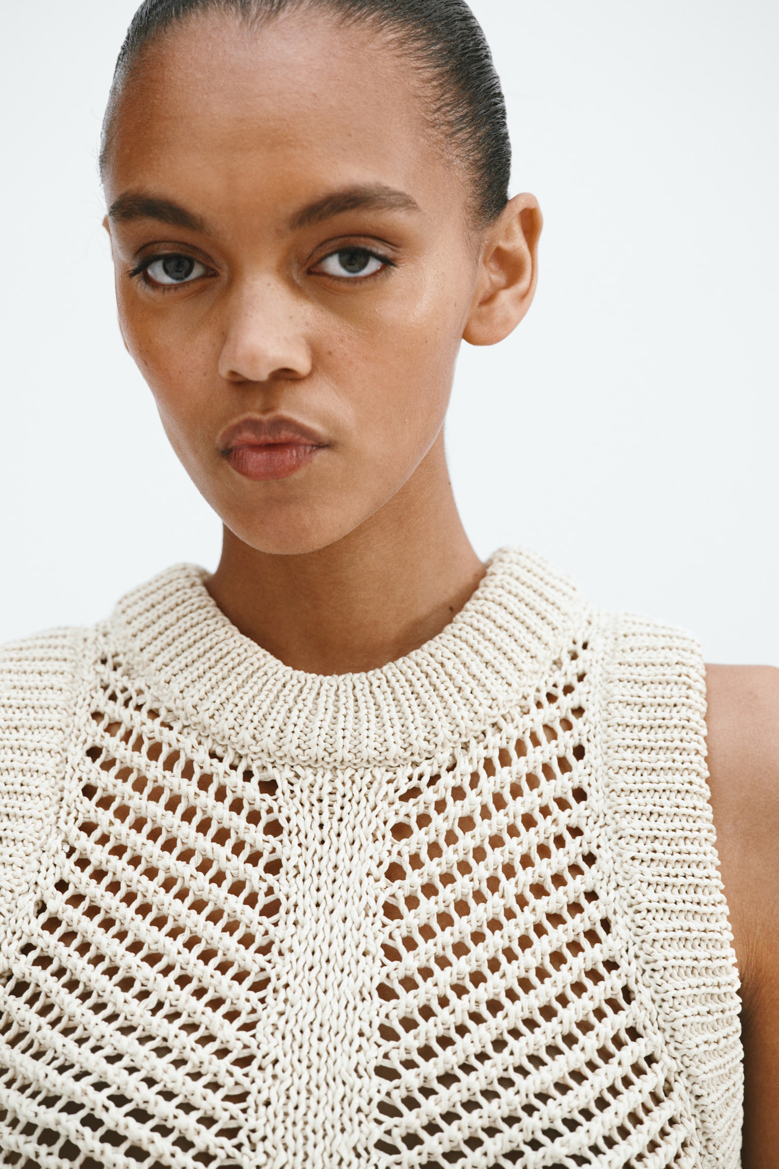 Crochet-look tassel-detail top - Light beige - 6