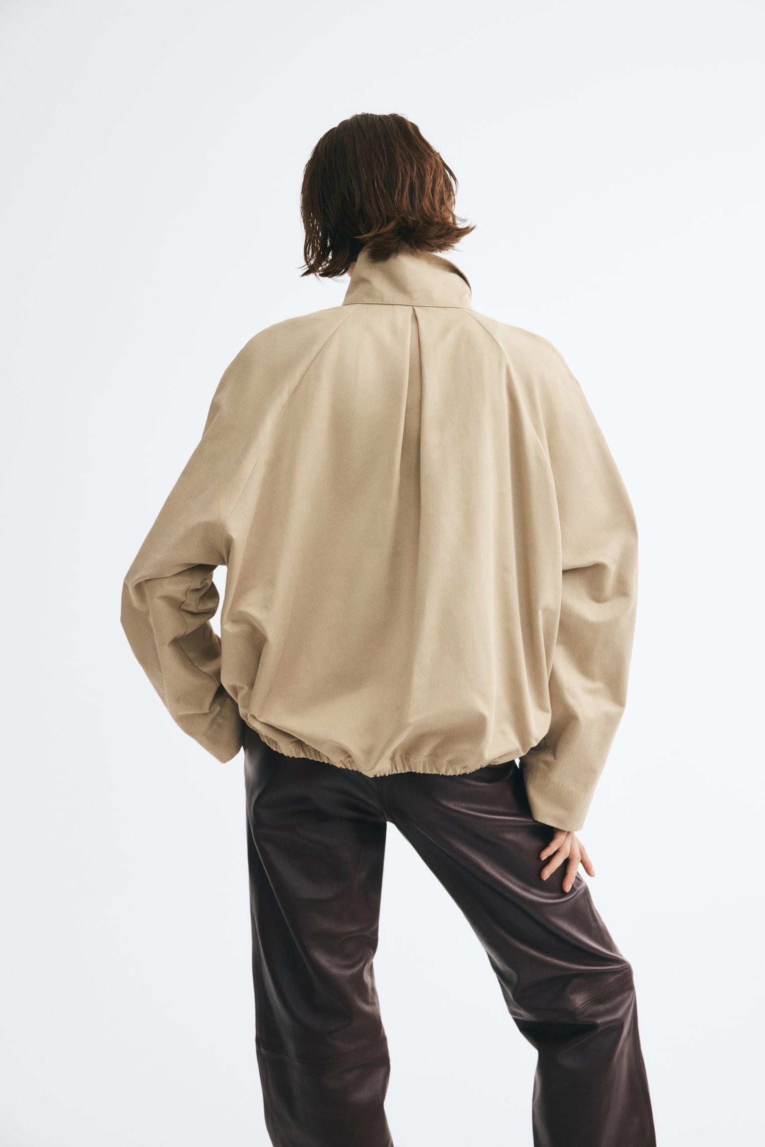 Женская куртка H&M Oversized Funnel-Collar, цвет: Бежевый — фото 4