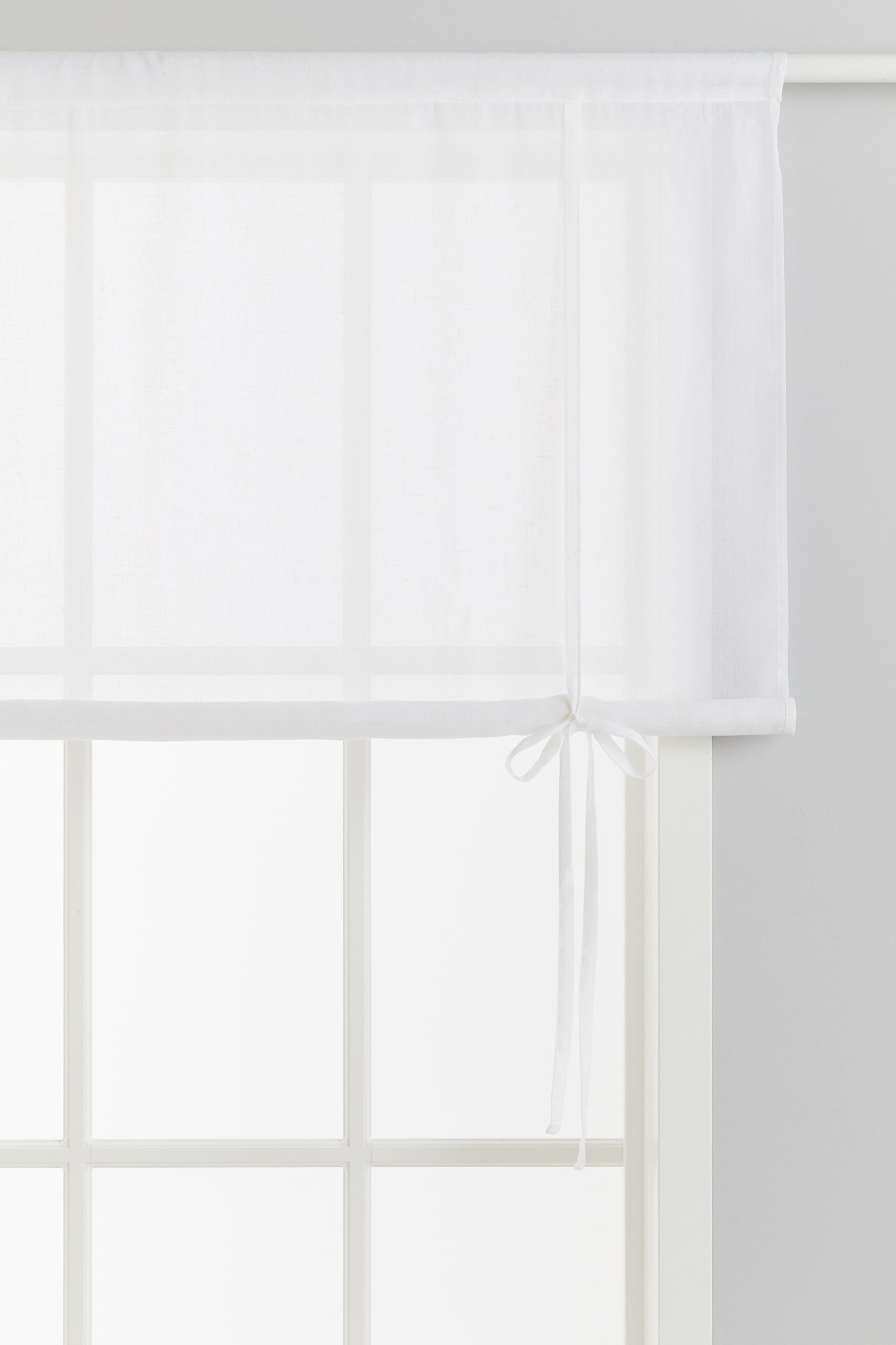 Sheer roll-up curtain - White - 1