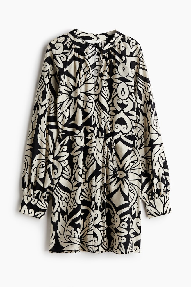 Vestido túnica con cinturón de anudar - Negro/Estampado/Blanco/Estampado paisley/Negro - 1