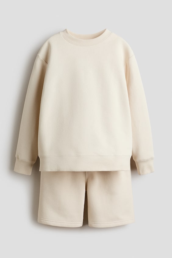 Детские топы H&M 2-Piece Sweatshirt and Sweatshorts Set
