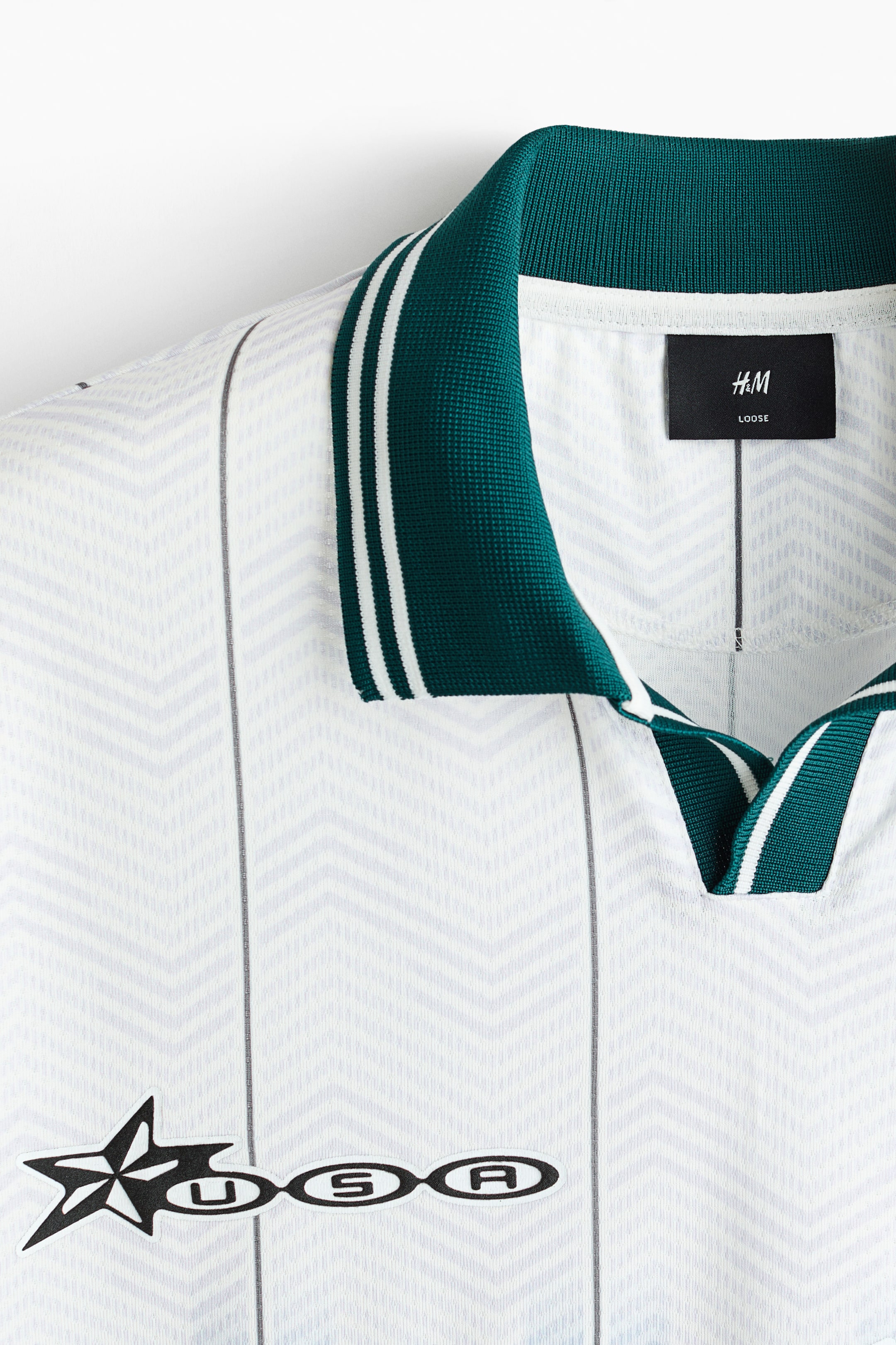 Zobrazit větší obrázek: Loose Fit Football shirt - Bílá/Run Wild - MUŽI | H&M CZ 2