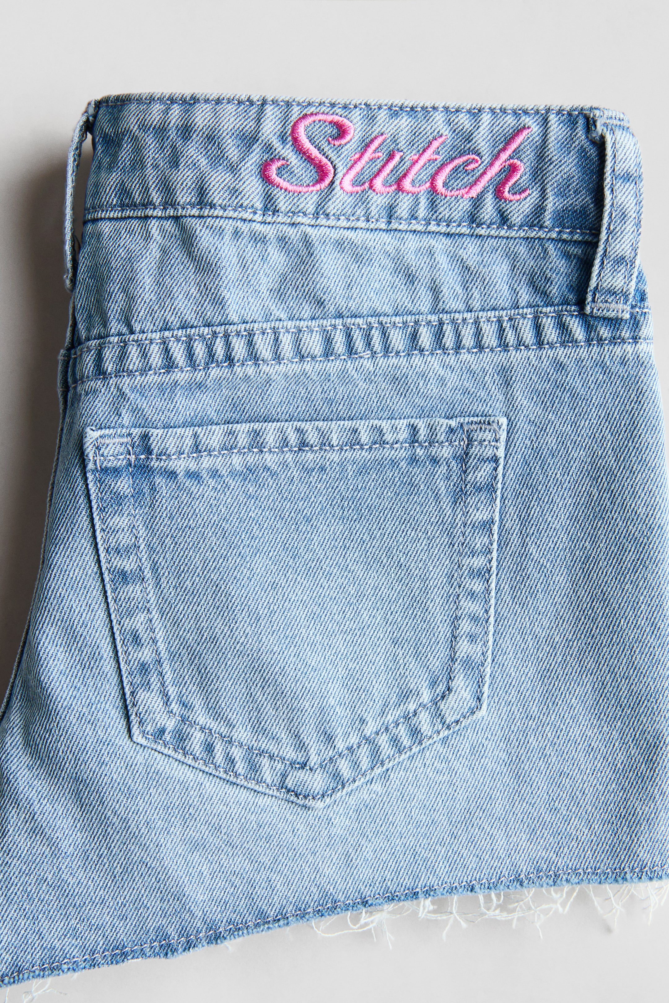 Детские шорты H&M Appliquéd Denim Shorts — фото 3