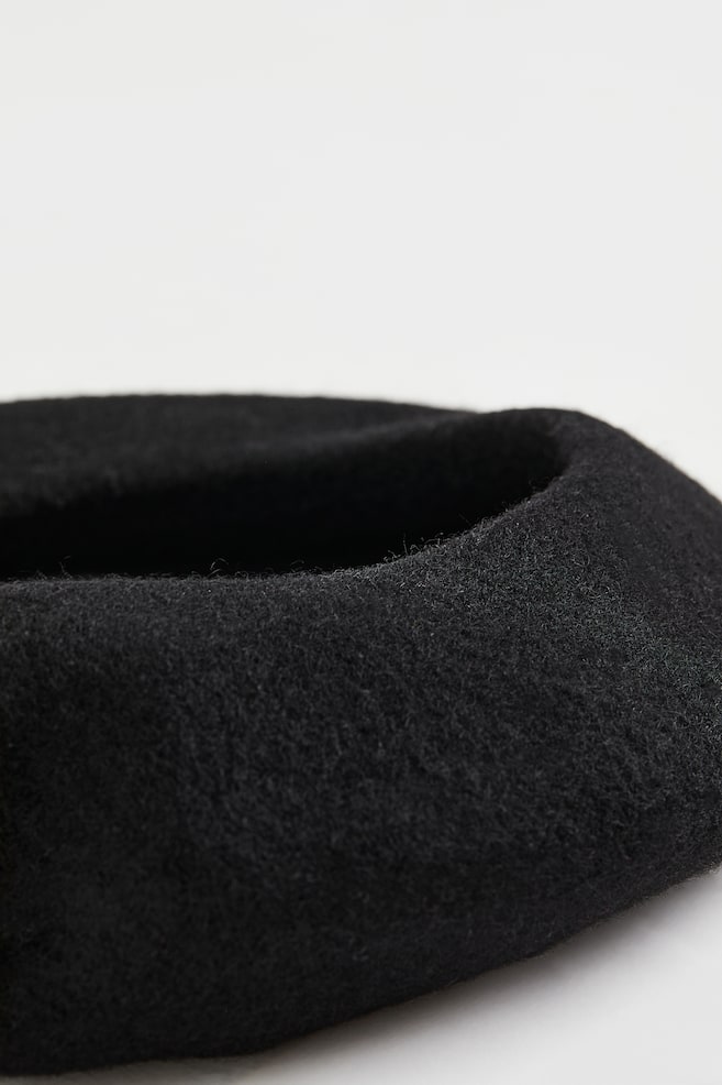 Wool beret - Black - 2