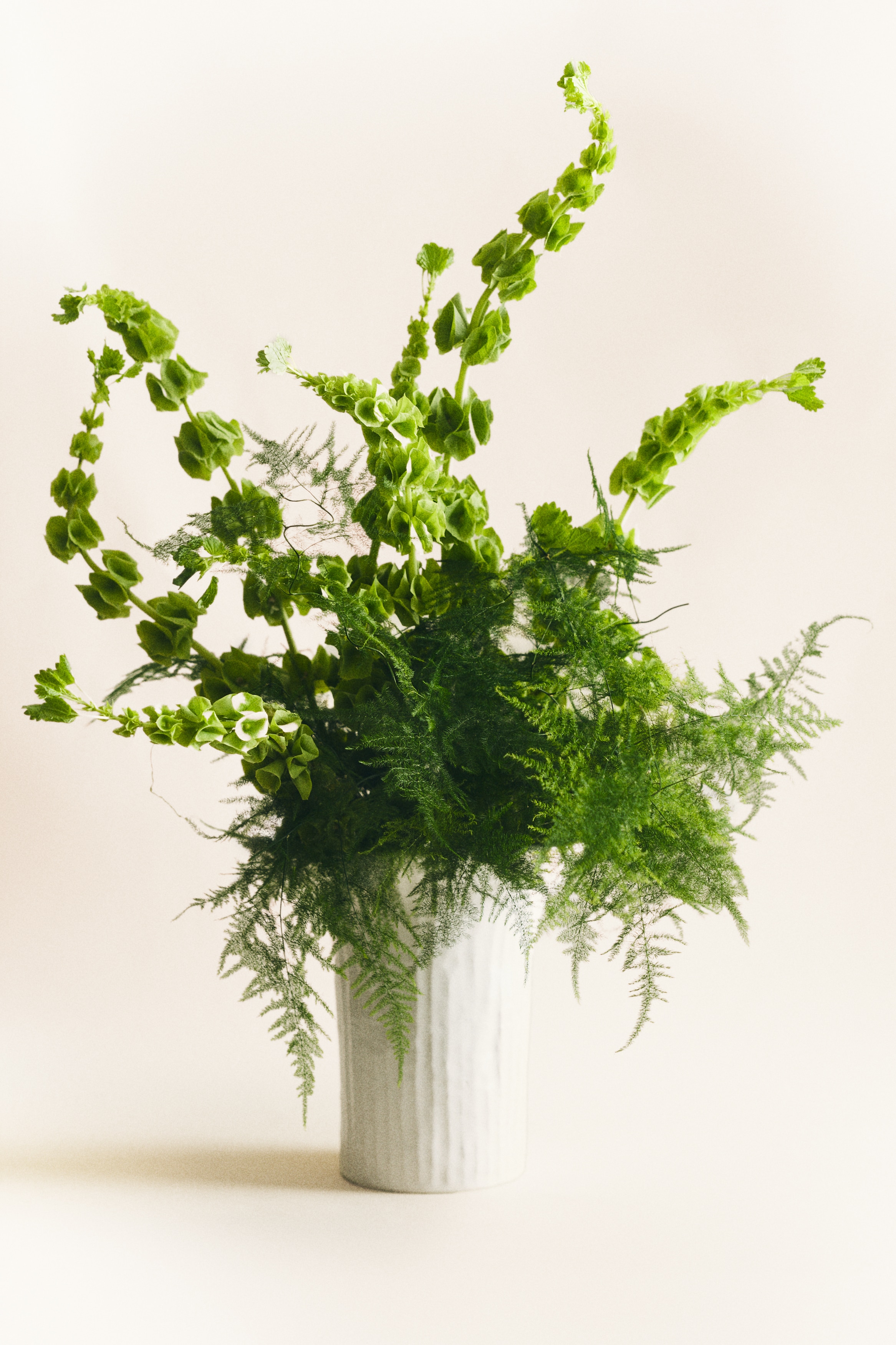 Large textured stoneware vase - White