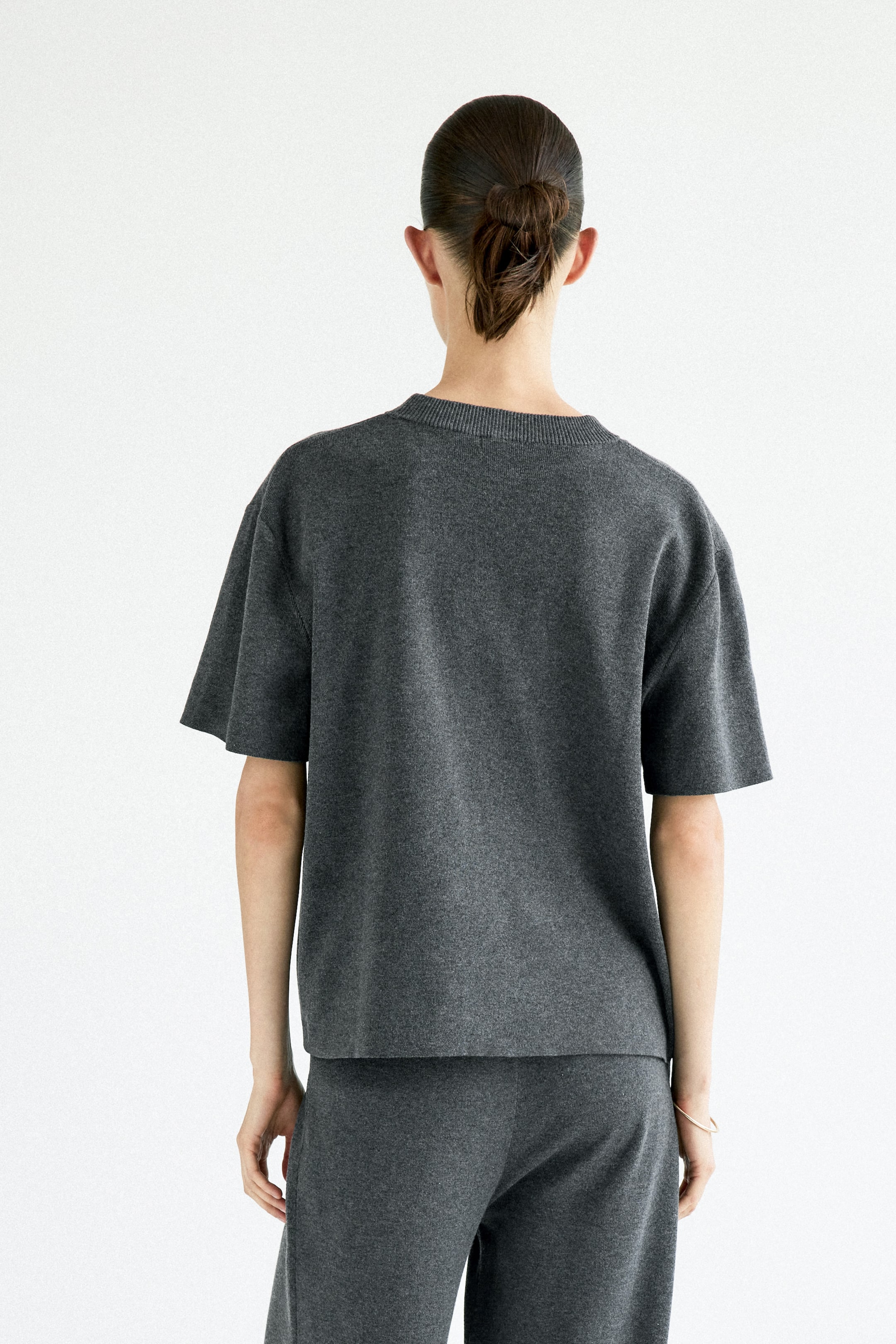 Женские футболки H&M Fine-Knit T-Shirt — фото 5