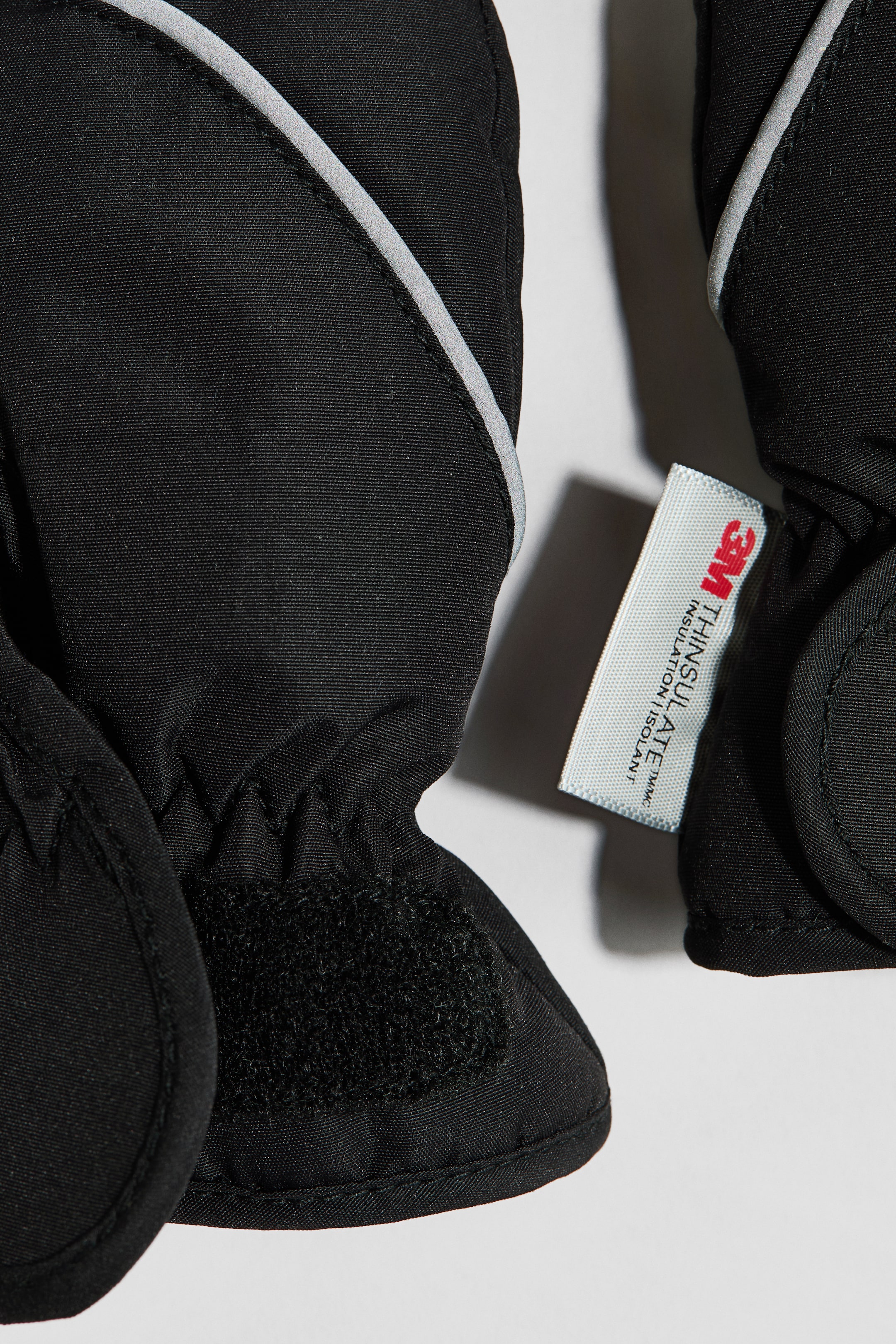 Water-Repellent Mittens