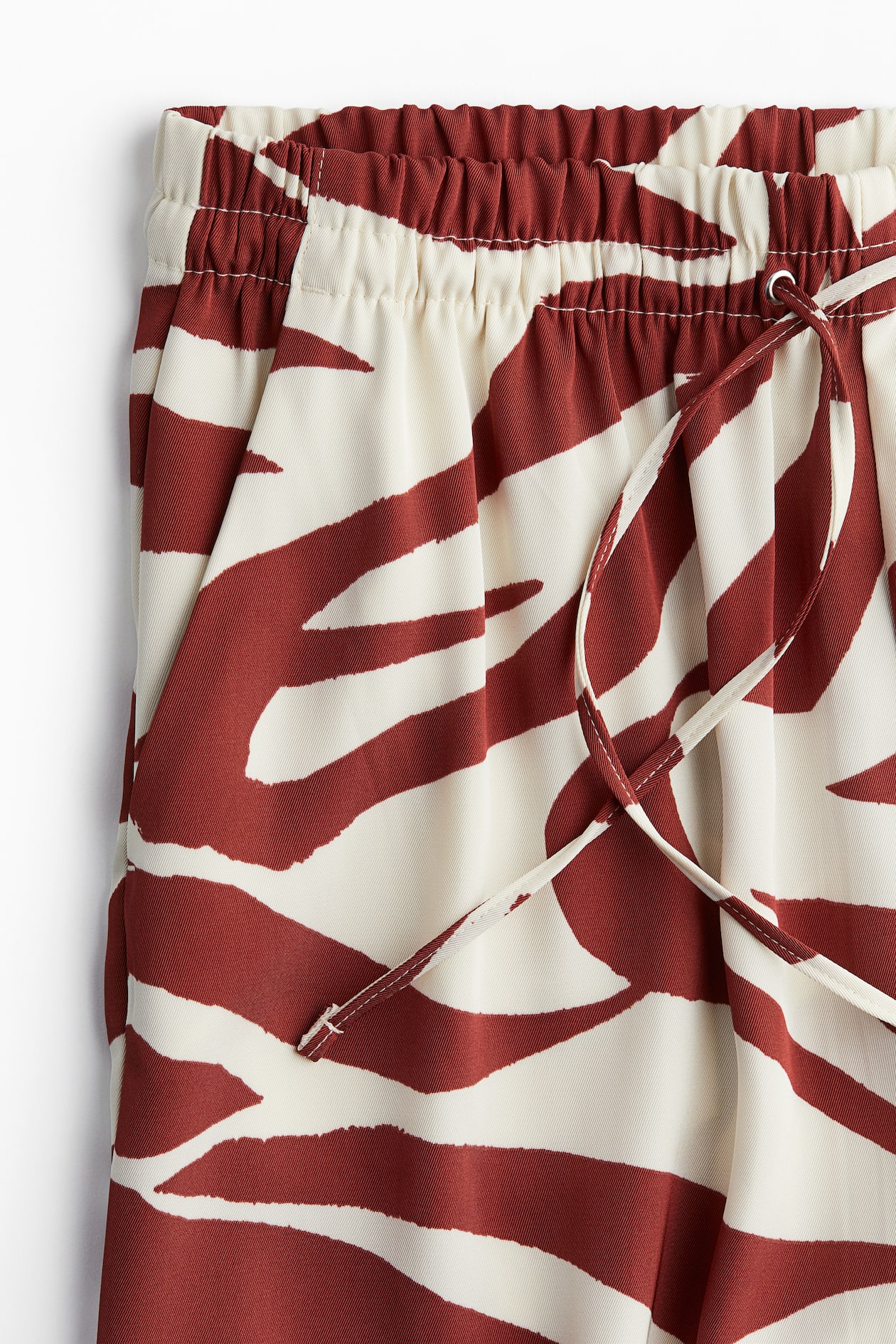 Wide-cut Pull-on Pants - image 2