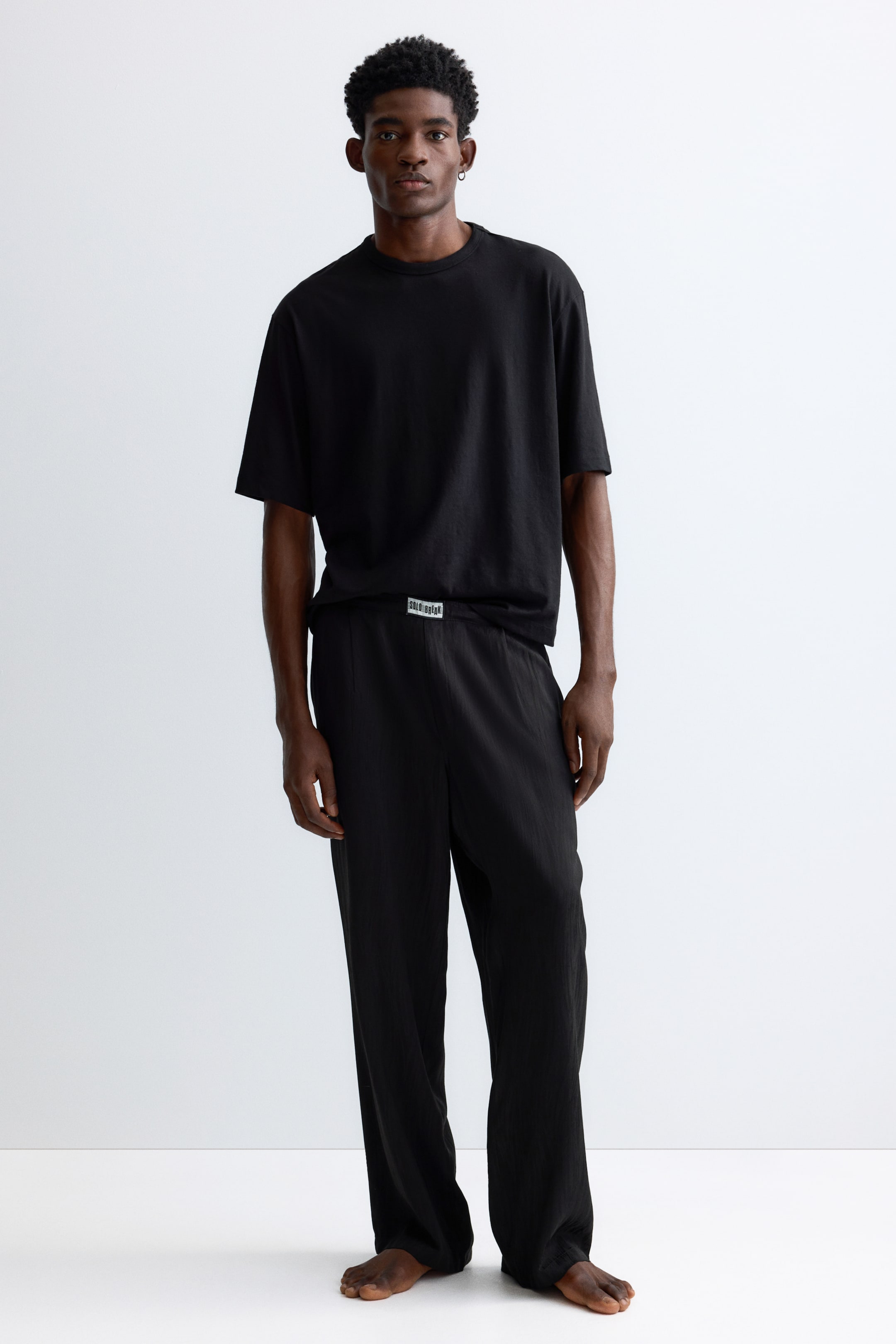 Ver imagen más grande: Relaxed Fit Pyjamas - Negro | H&M ES 1