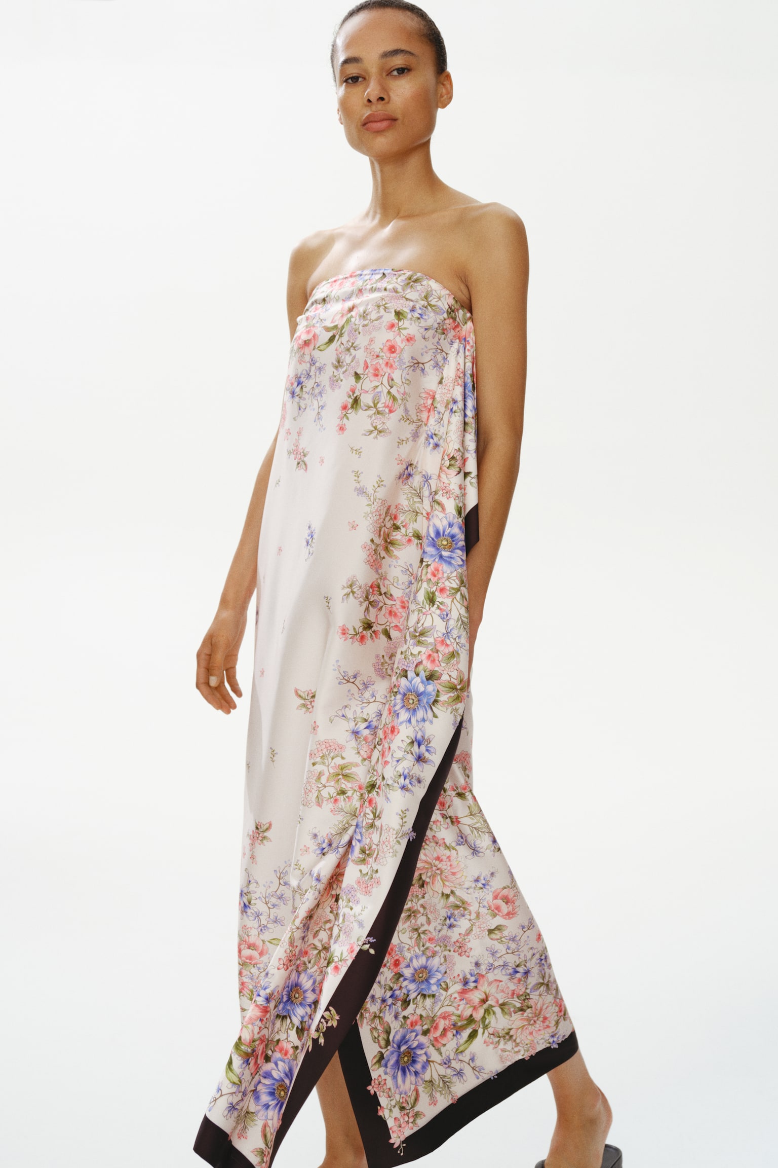 Женское платье H&M Draped-Panel Bandeau, цвет: Кремовый / С принтом — фото 6