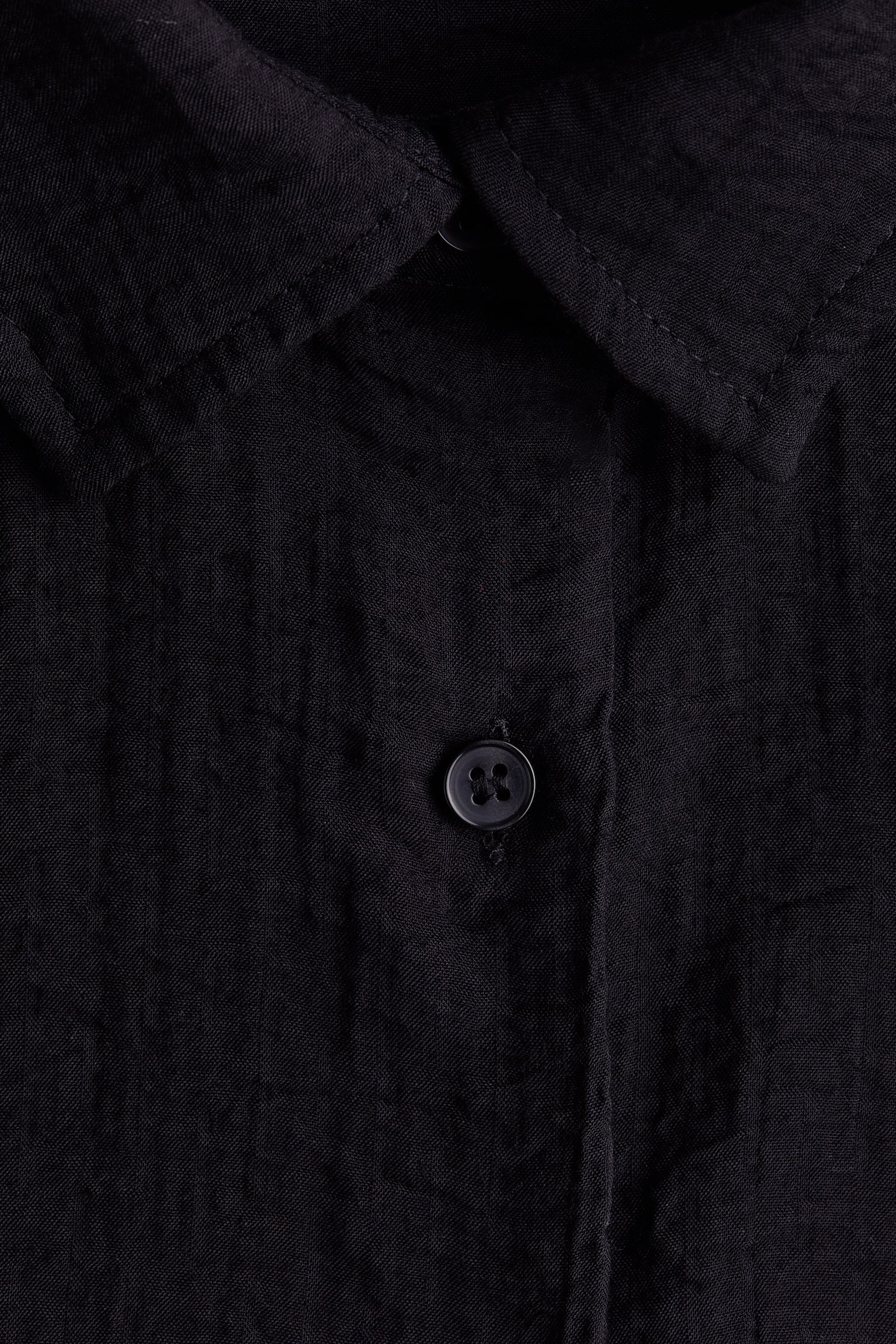 Женская рубашка H&M Crinkled Viscose-Blend, цвет: Чёрный — фото 5