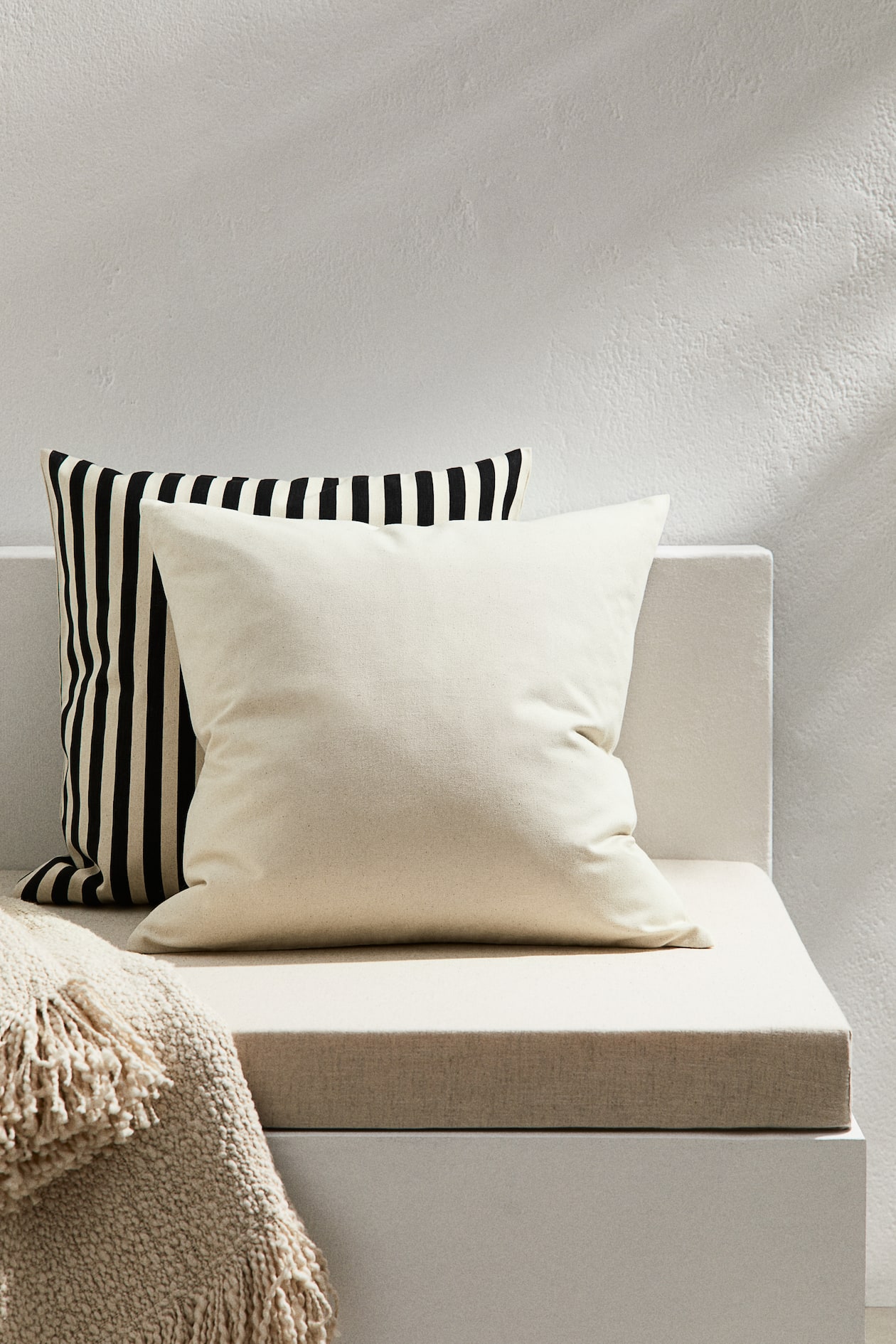 H&m Home Banana Leaf Cushion H&m Outdoor Cushion Cover