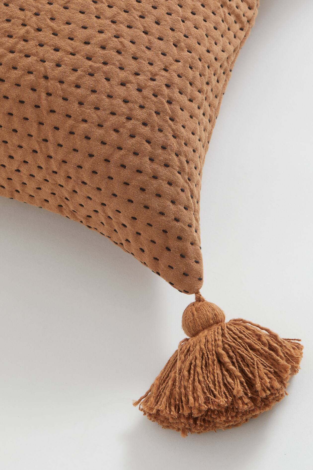 Tasselled cushion cover Brown Home All H&M GB