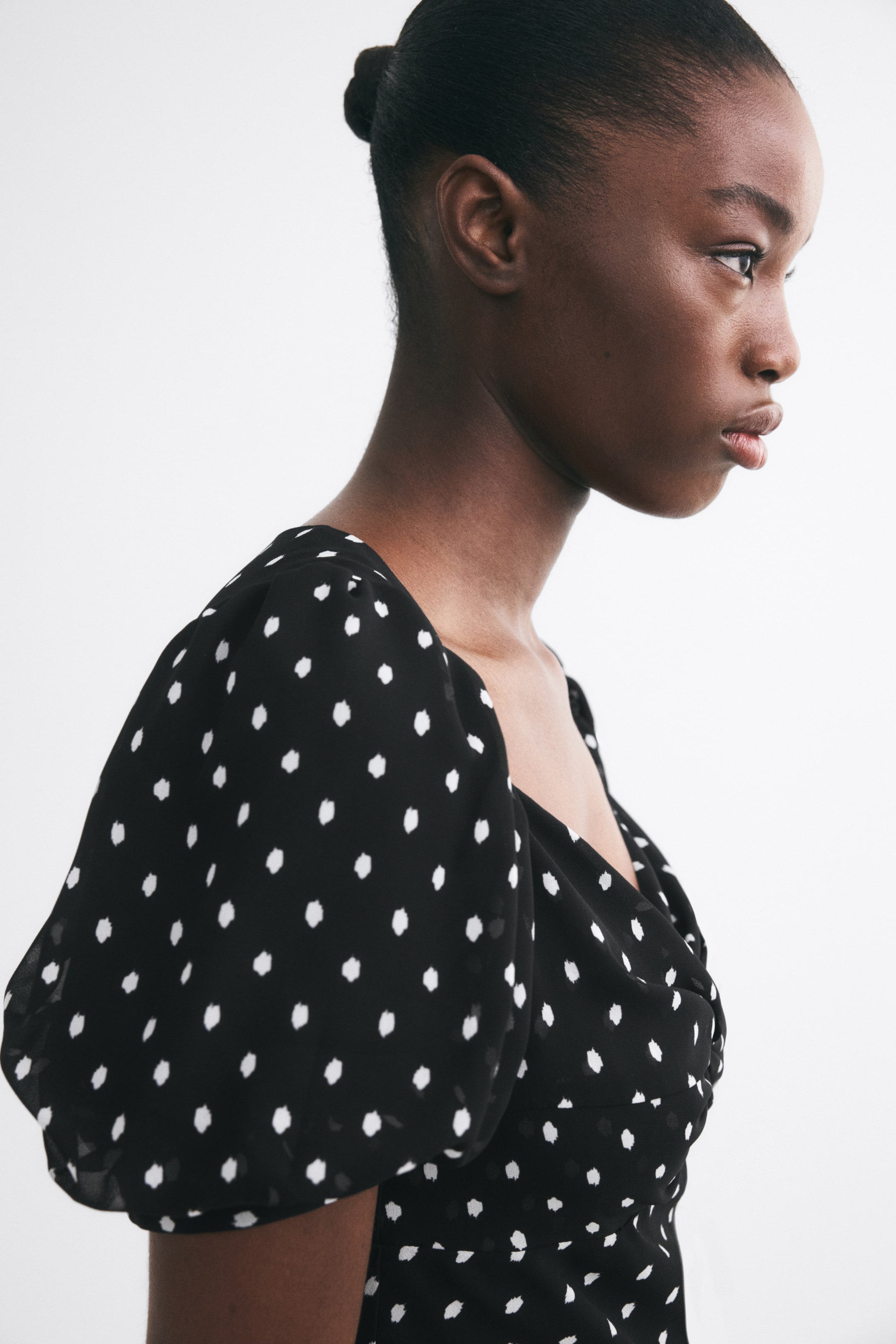 Puff-Sleeved Maxi Dress