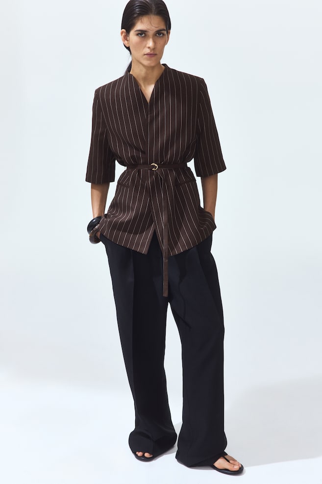 Short-sleeved linen-blend blazer-Dark brown/Pinstriped - 2