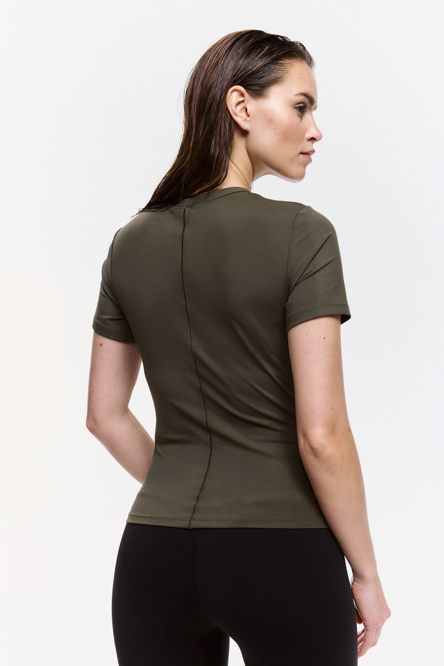 Sport-T-Shirt mit SoftMove™ - Moosgrün/Zartrosa/Dunkelgrau/Schwarz/Butter yellow/Braun/Zartrosa/Frostiger Flieder/Antikrosa/Elfenbein - 5