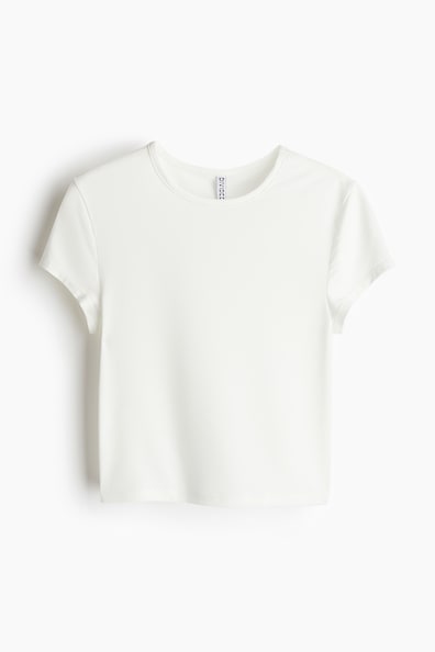 フィットTシャツ