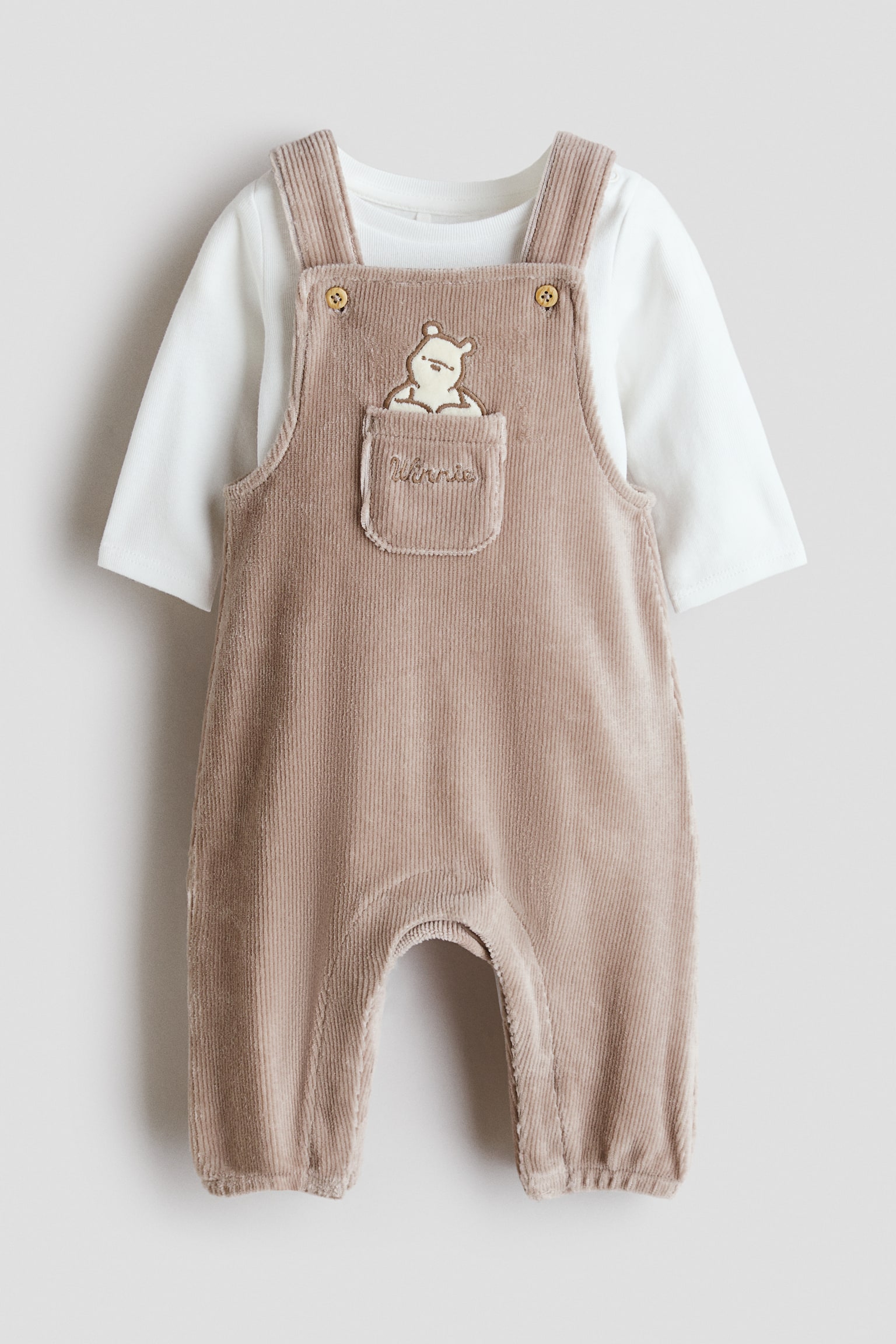 2-piece dungarees and bodysuit set - Light beige/Winnie the Pooh