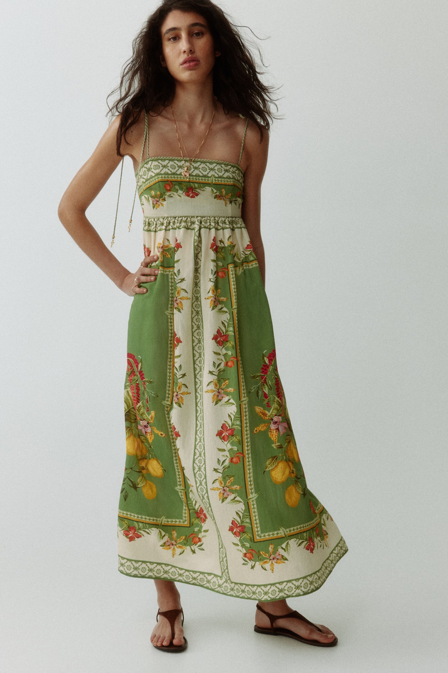 שמלה עם כתפיות קשירה - ירוק/פרחים - 1