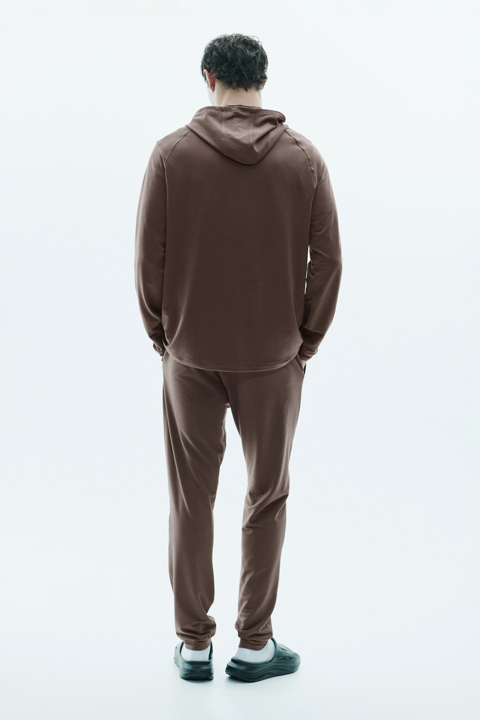 H&M Move Мужские брюки H&M Sports Recovery Joggers with DryMove™, цвет: Серо-коричневый — фото 5