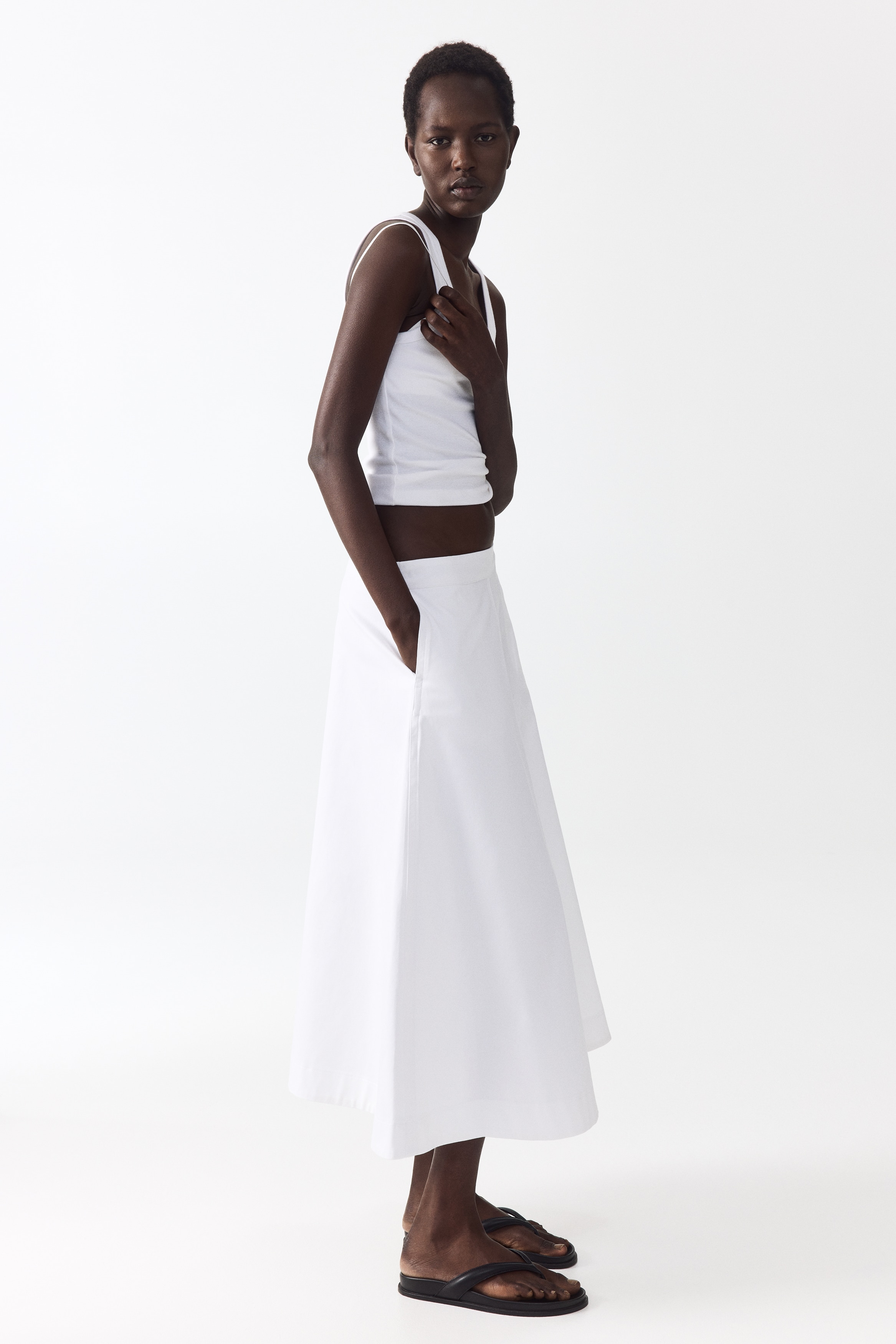 Cotton twill midi skirtModel
