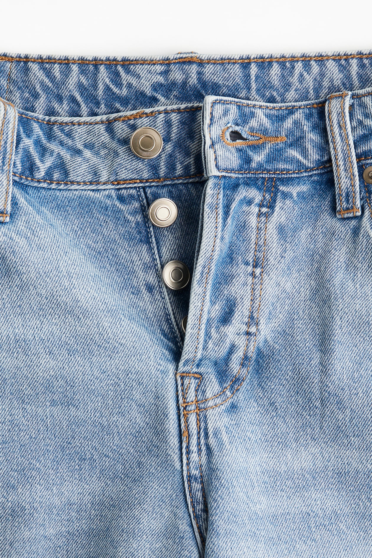 Low Knee-Length Denim Shorts - image 5