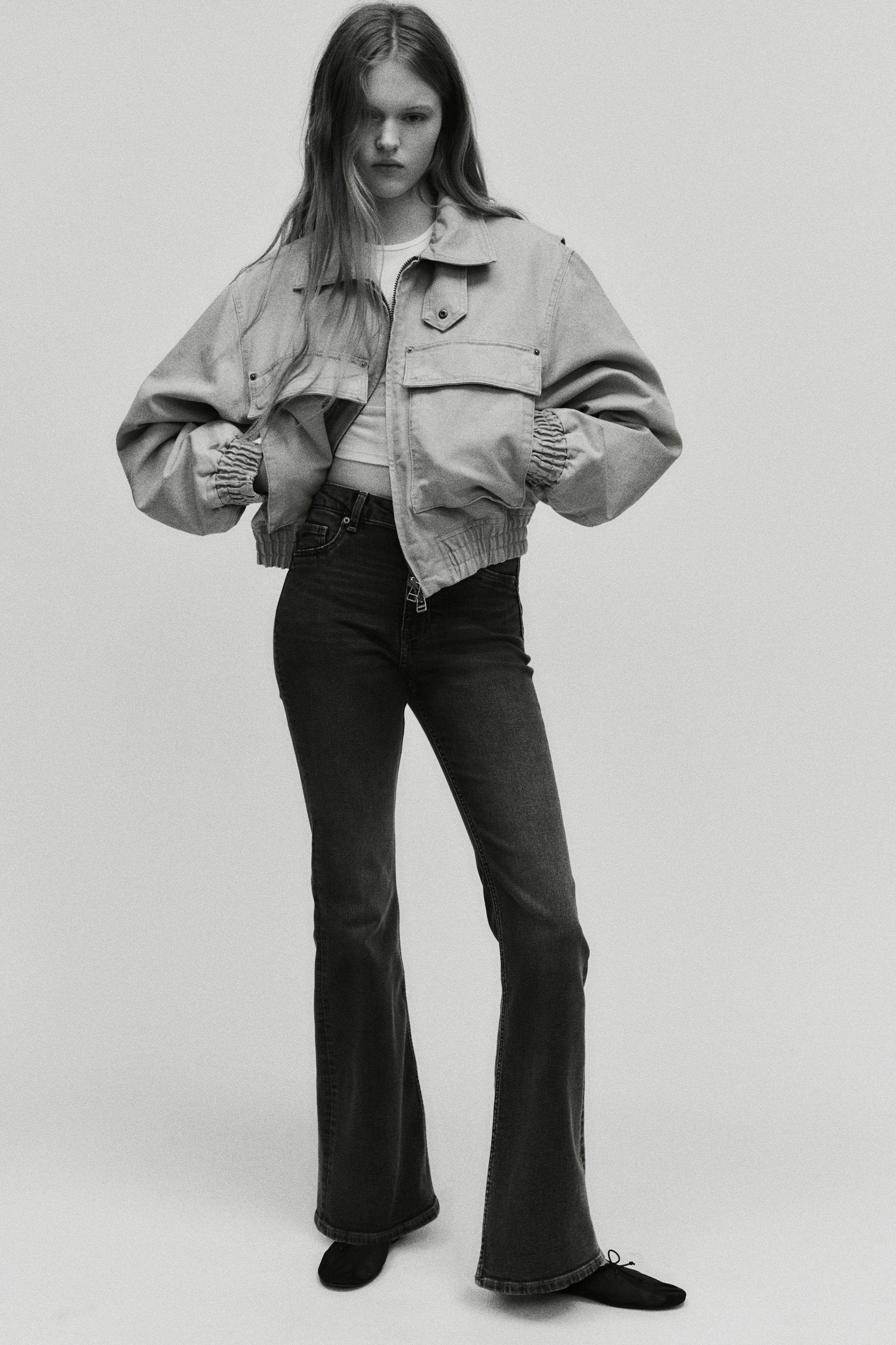 Voir une image plus grande: Jean évasé taille haute - Gris denim foncé - Ladies | H&M CA 1