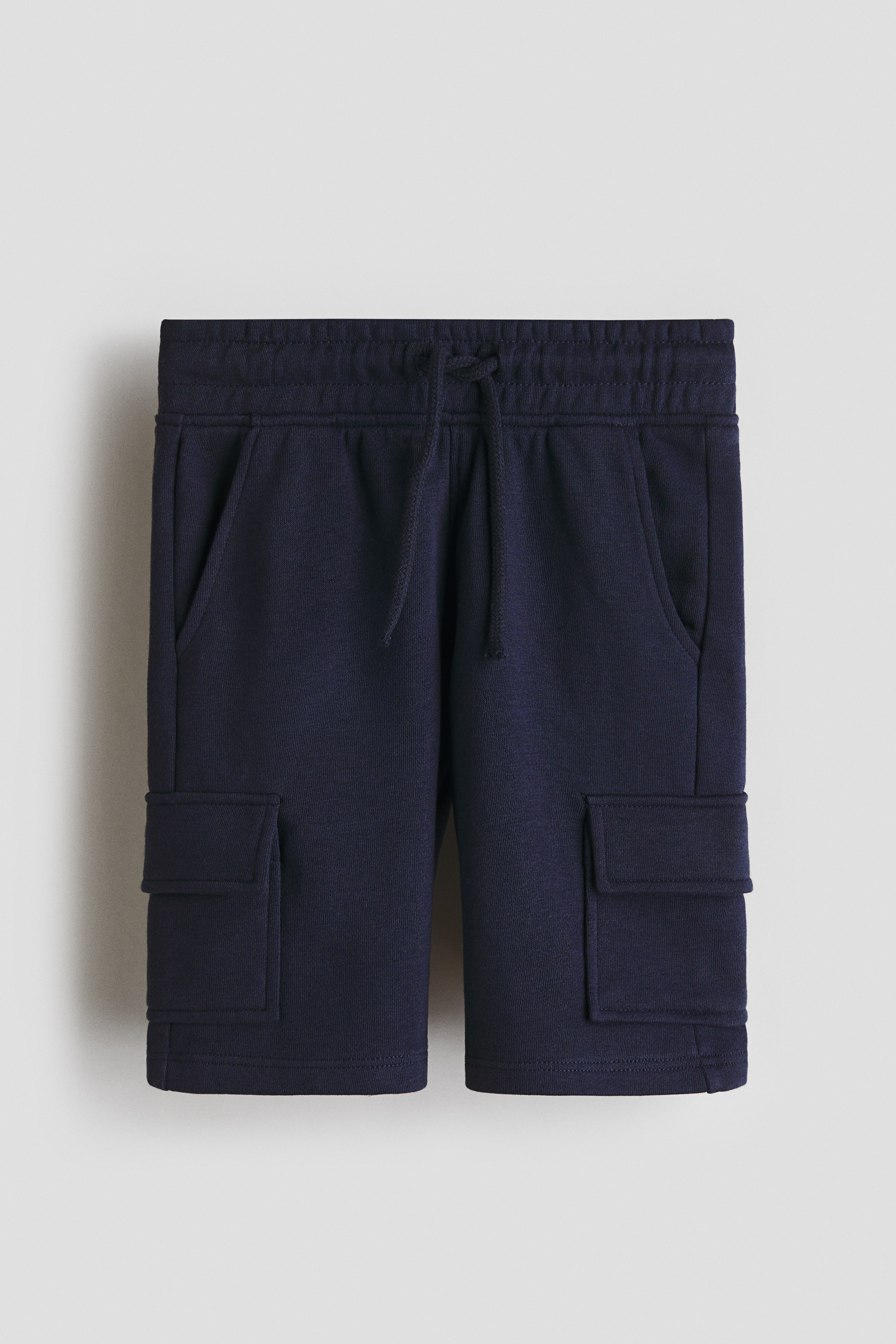 Cargo sweatshortsModel