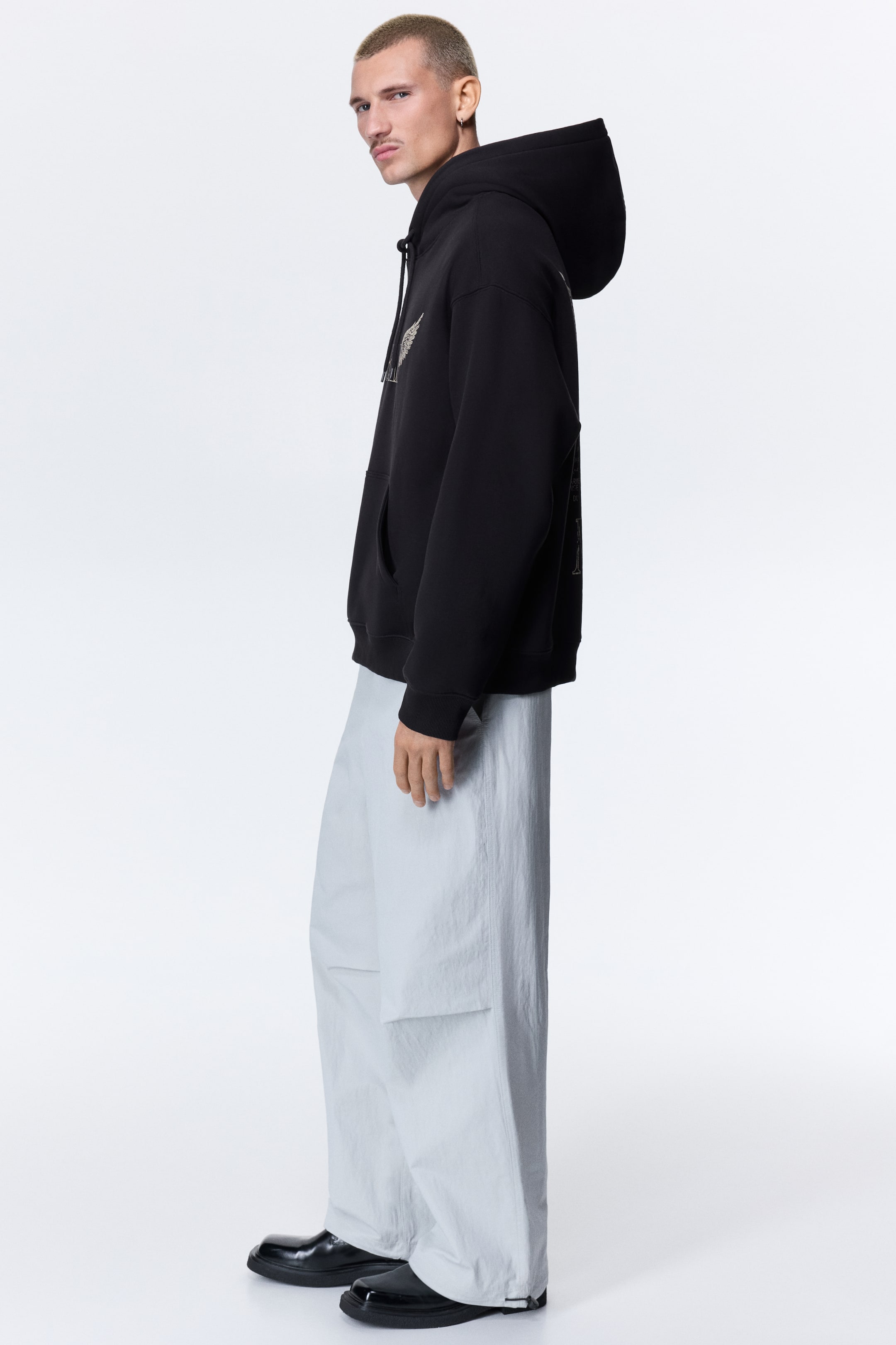 이미지 확대 보기: 프린트 후드티 루즈핏 - 블랙/너바나 - Men | H&M KR 4