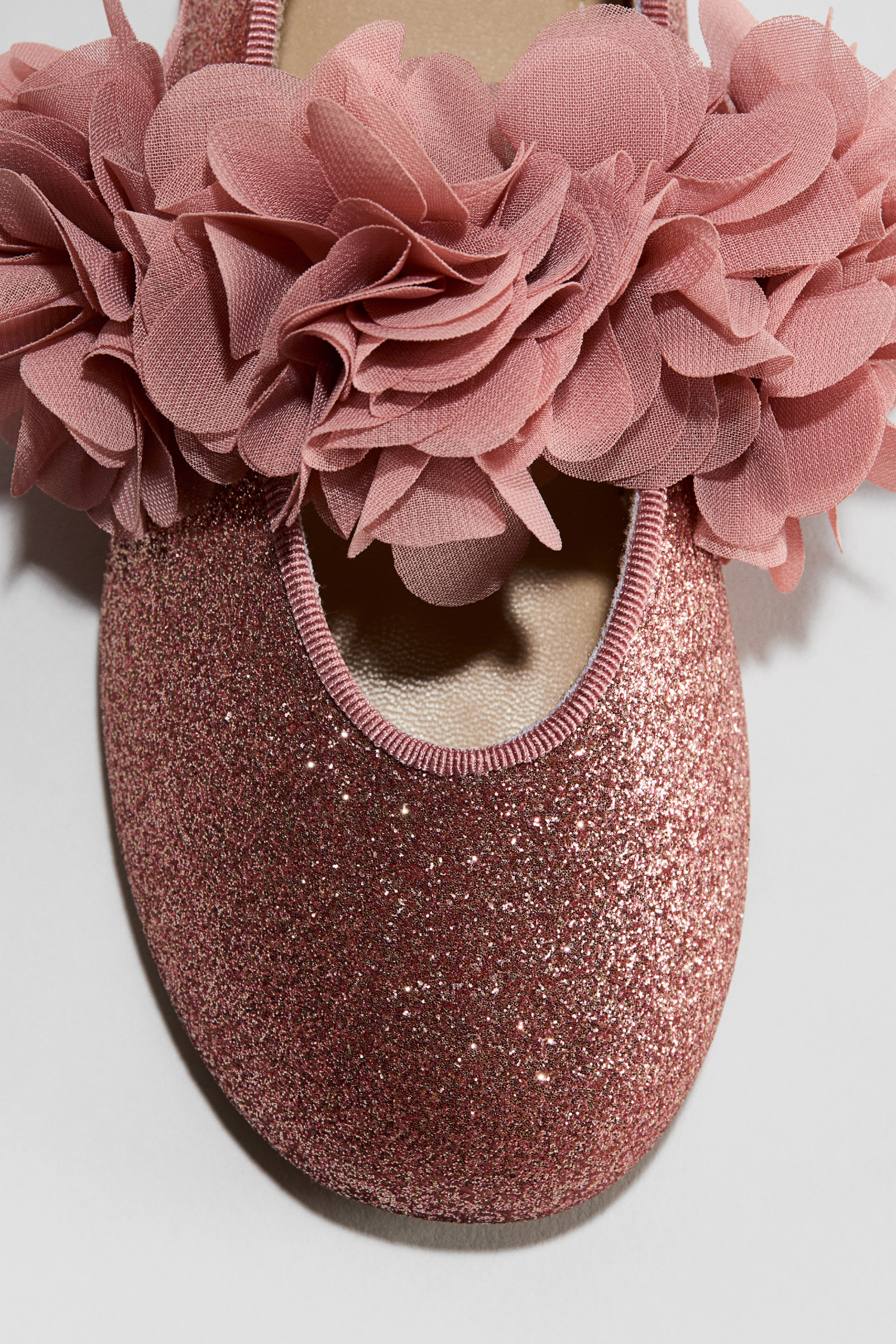 Ballerines avec appliqués