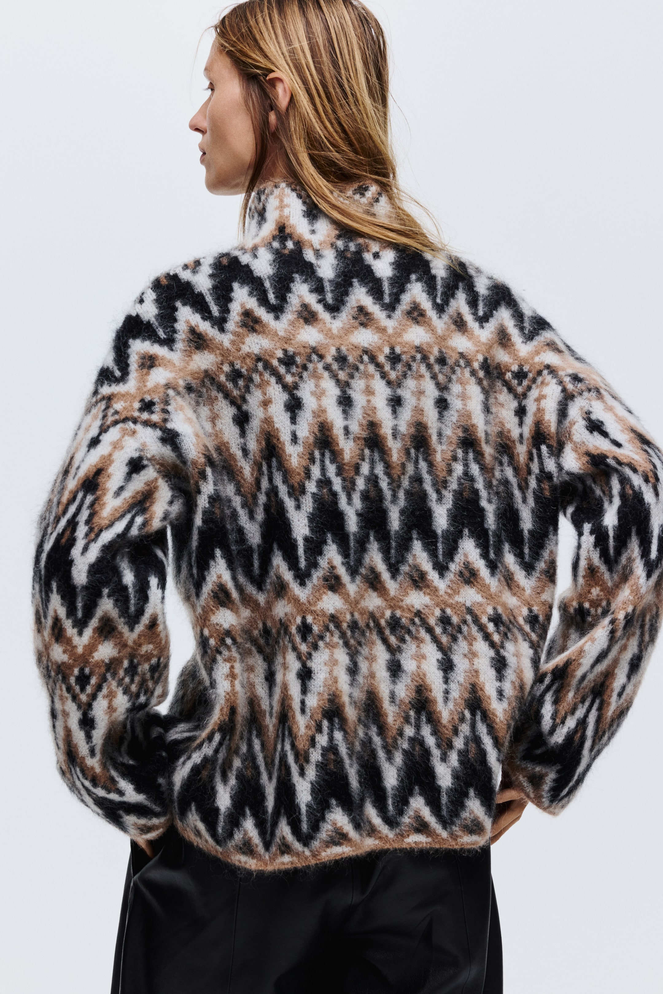 Se større billede: Trøje i mohairblanding med turtleneck - Beige/Mønstret - DAME | H&M DK 5