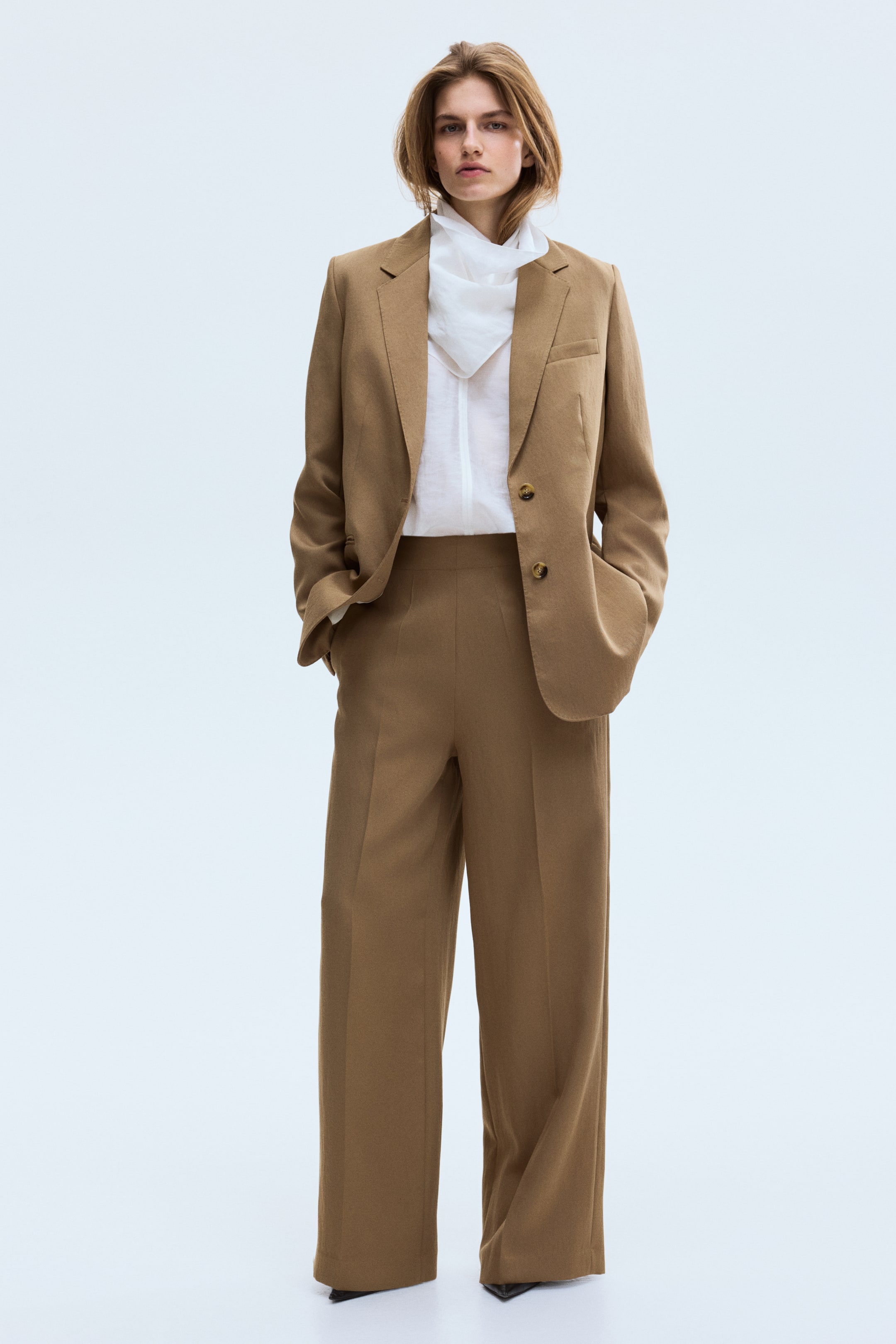 Pantalon chic en sergé