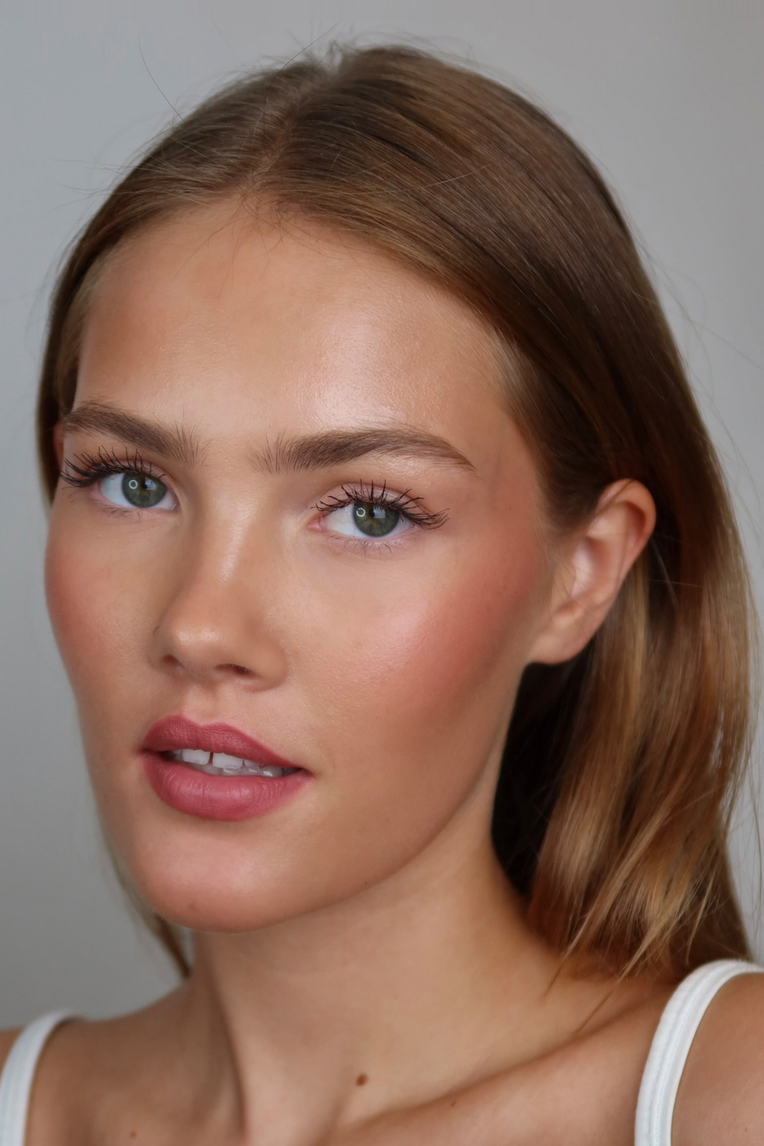 Lip Buffer - Barely Toasted/Berry Kiss - 2