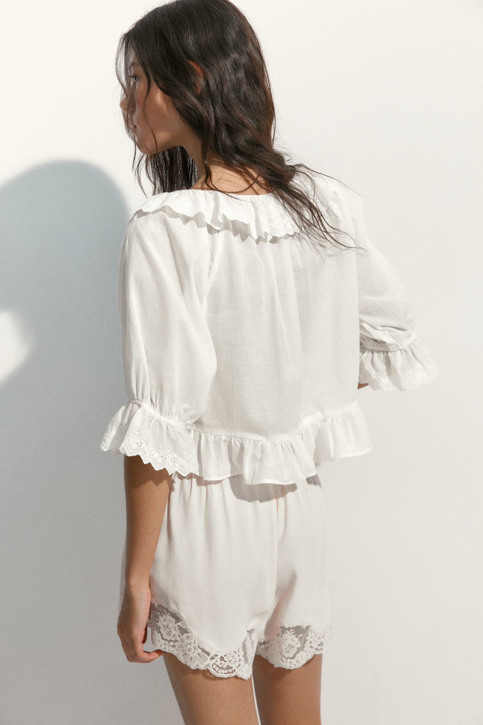 Broderie anglaise cotton blouse - 3