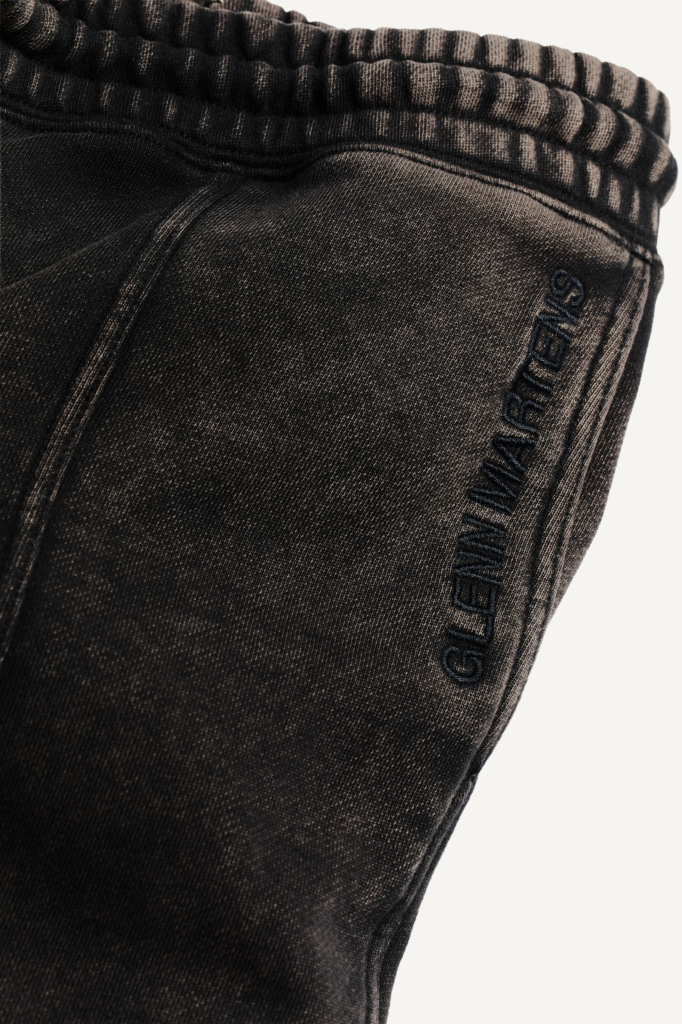 スラウチースリムスウェットパンツ - ダークブラウン - レディース