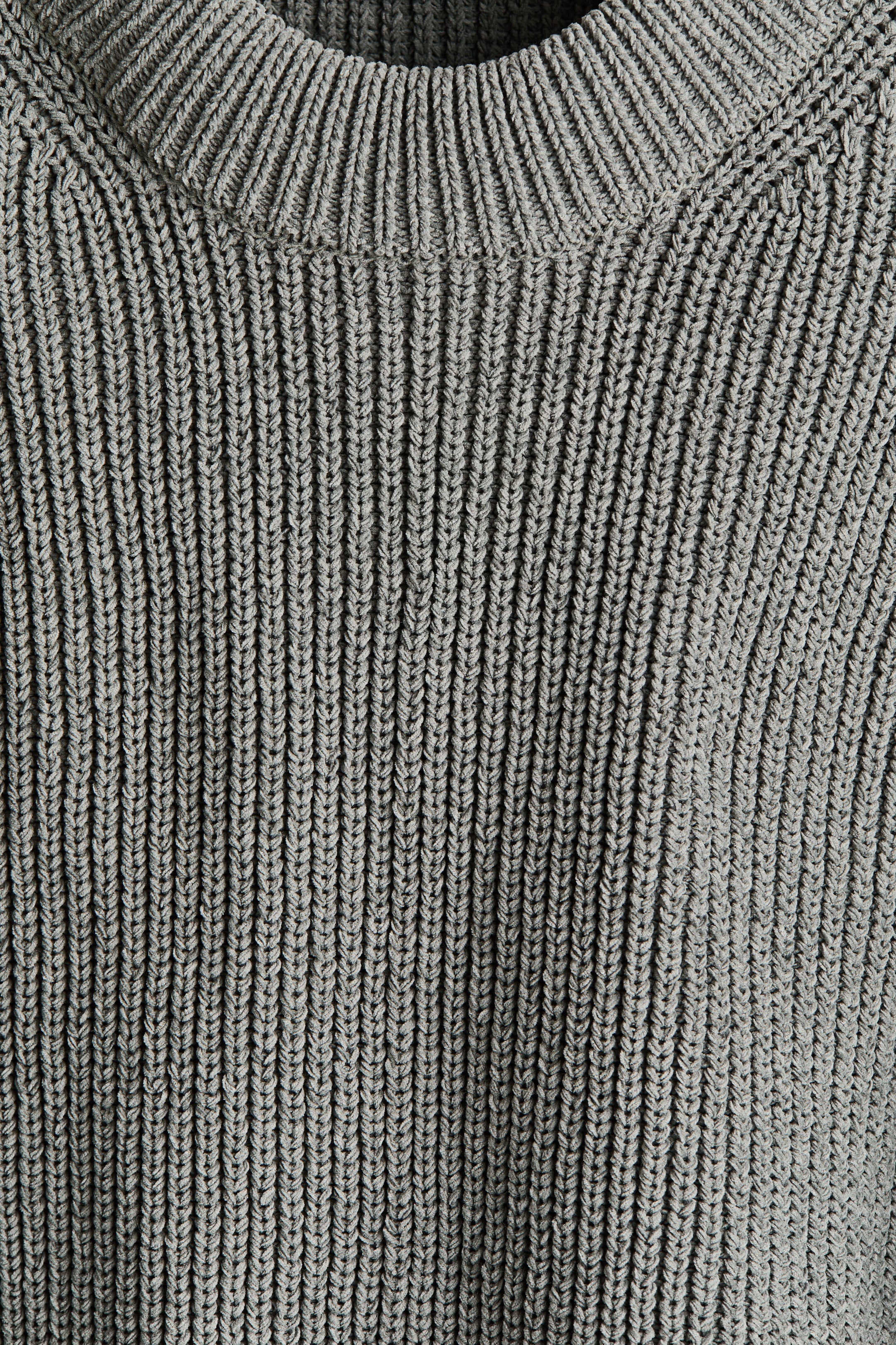 Relaxed-Fit Rib-Knit Sweater