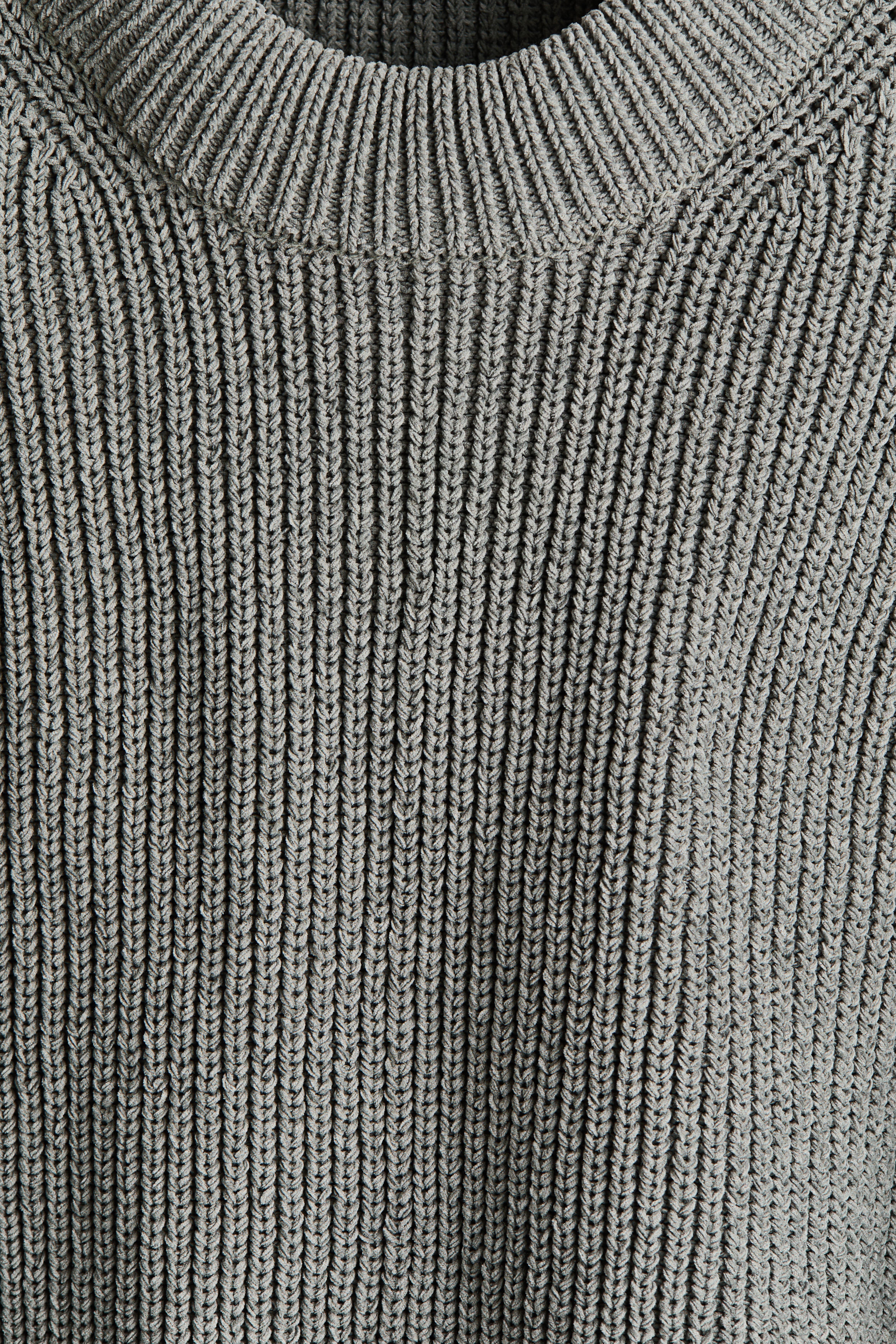 Relaxed-Fit Rib-Knit Sweater