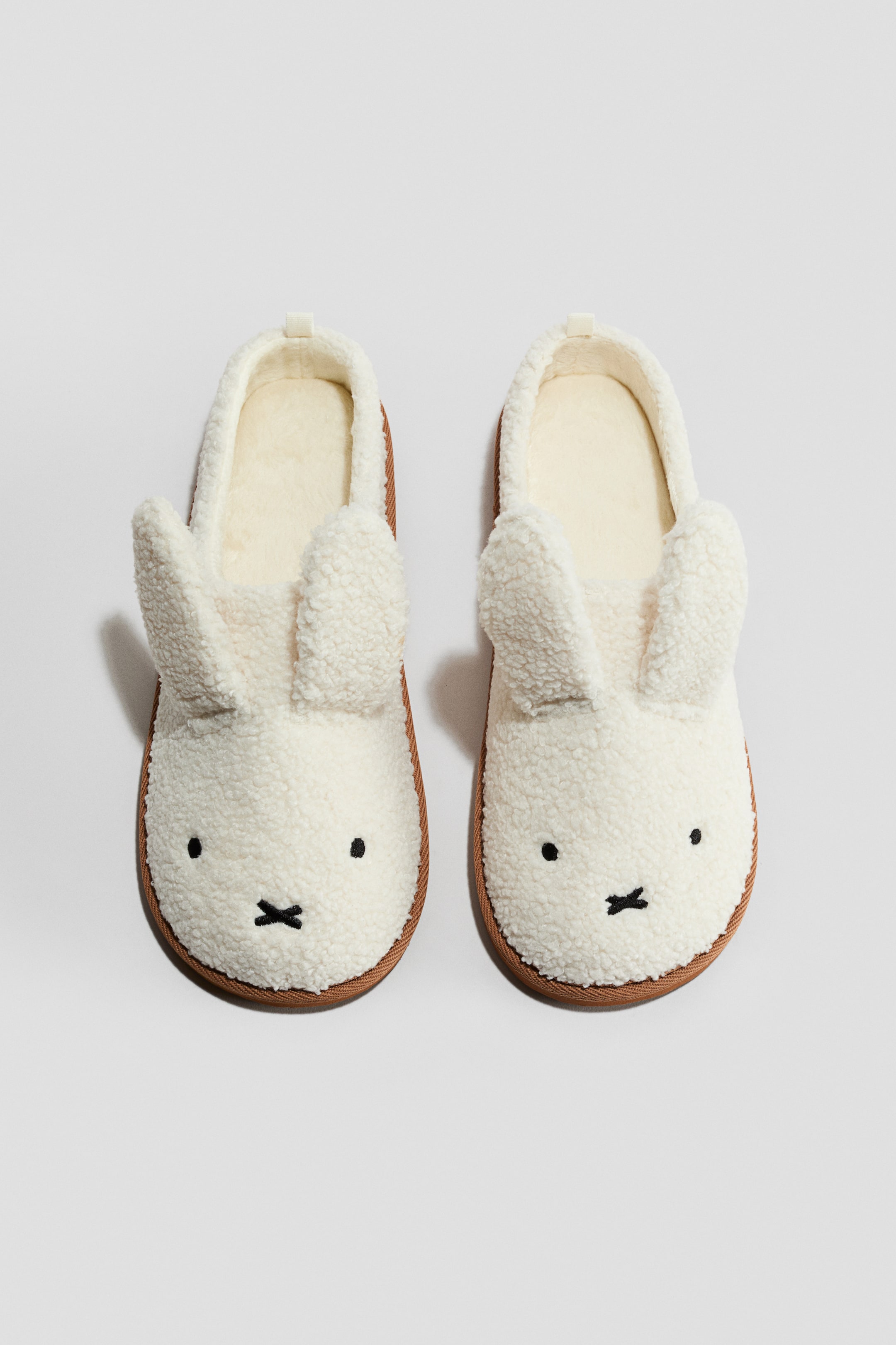 Zobrazit větší obrázek: Plyšové bačkory - Bílá/Miffy - DĚTI | H&M CZ 3