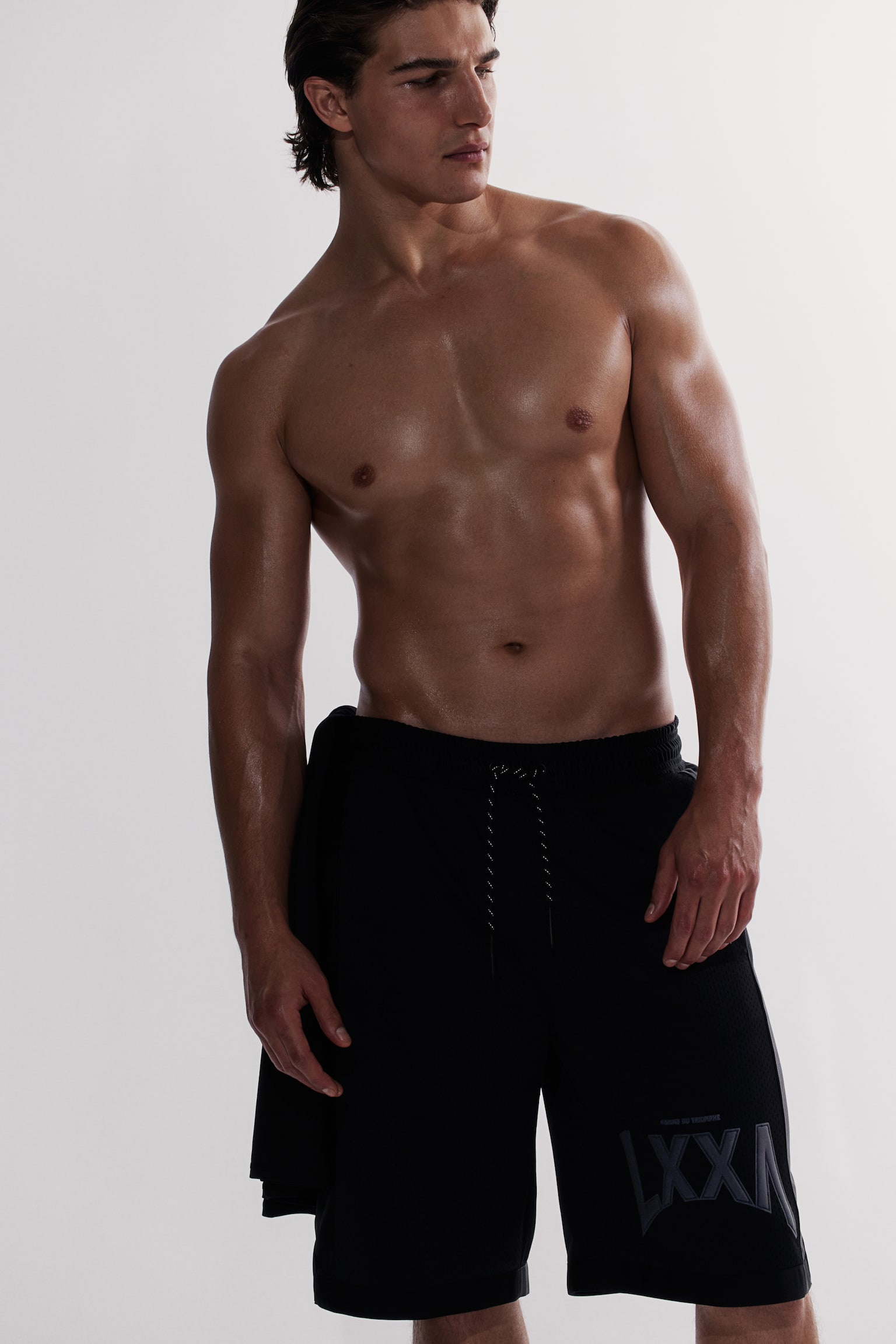 Long mesh sports shorts in DryMove™ - Black - 6