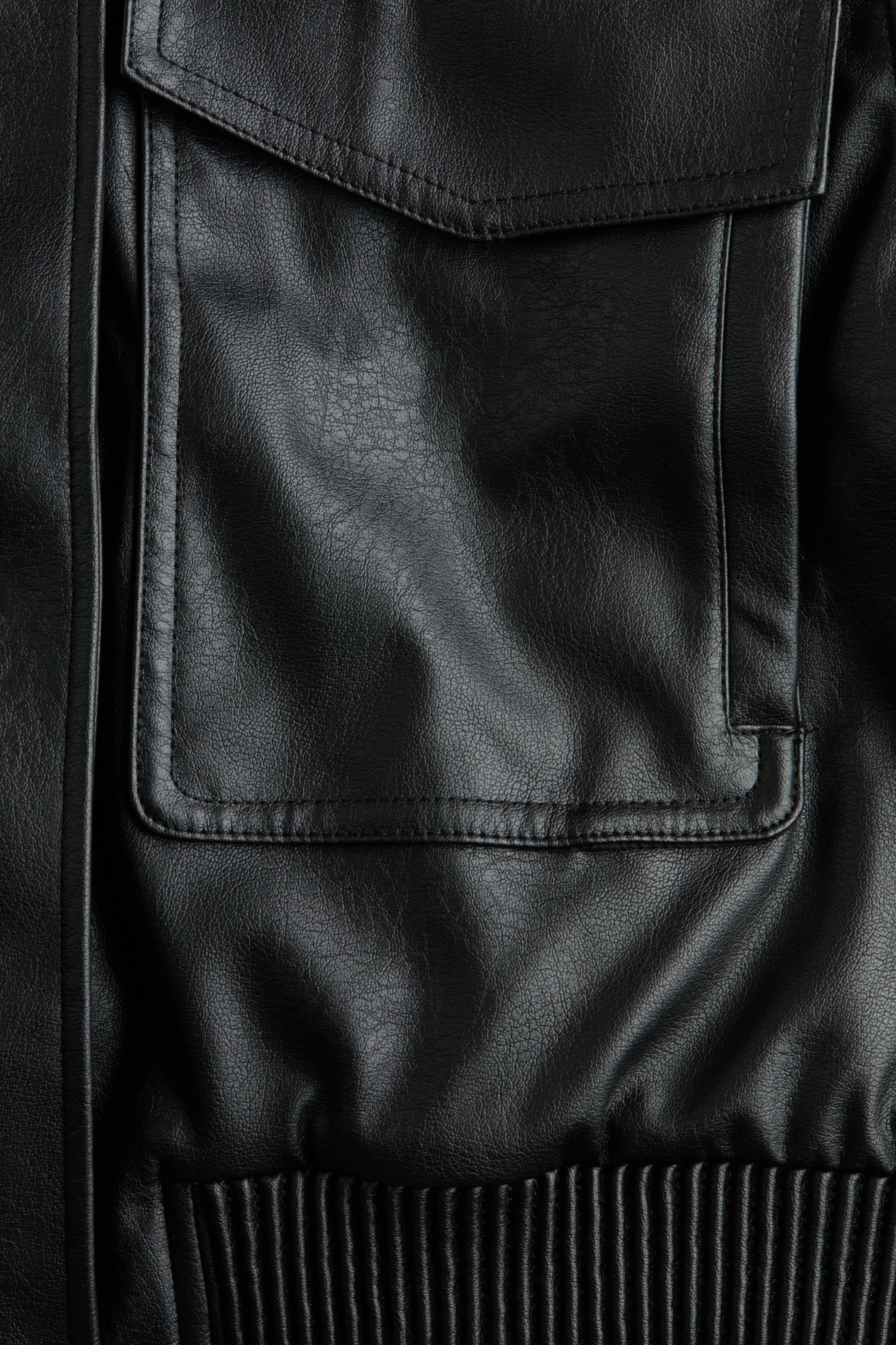 Женские жилеты H&M Oversized Coated Vest — фото 6