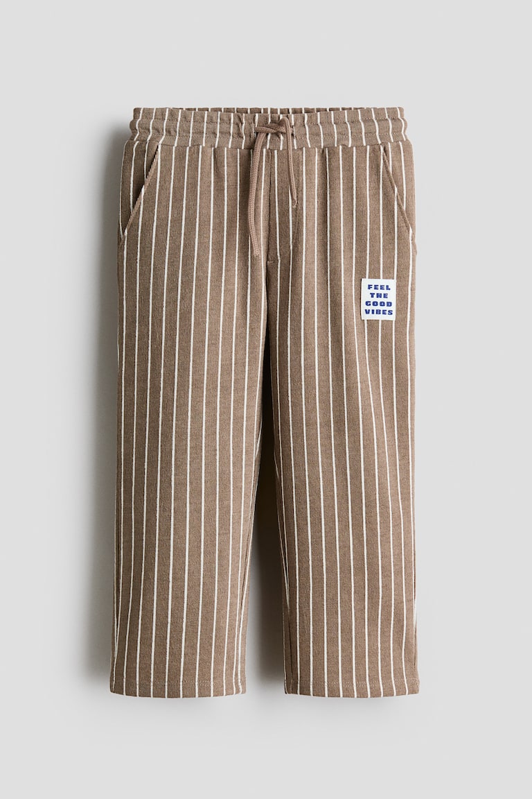 Pantalone od reljefnog žerseja s učkurom